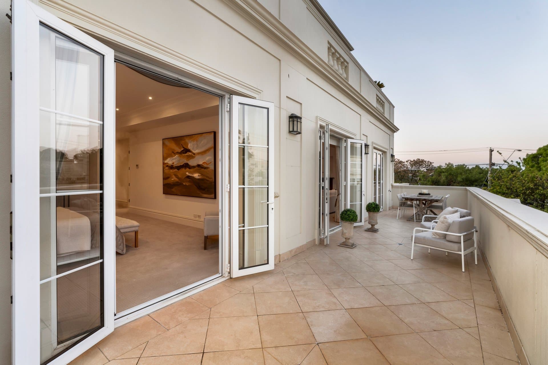 Residence 3, 31 Wallace Avenue, Toorak - Thumbnail 3