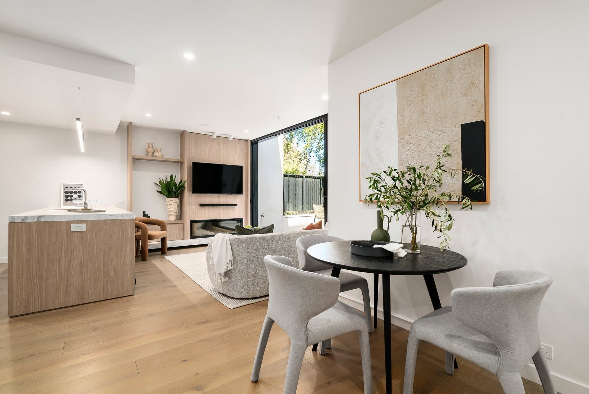 G1 186 Tooronga Road, Glen Iris - Thumbnail 5