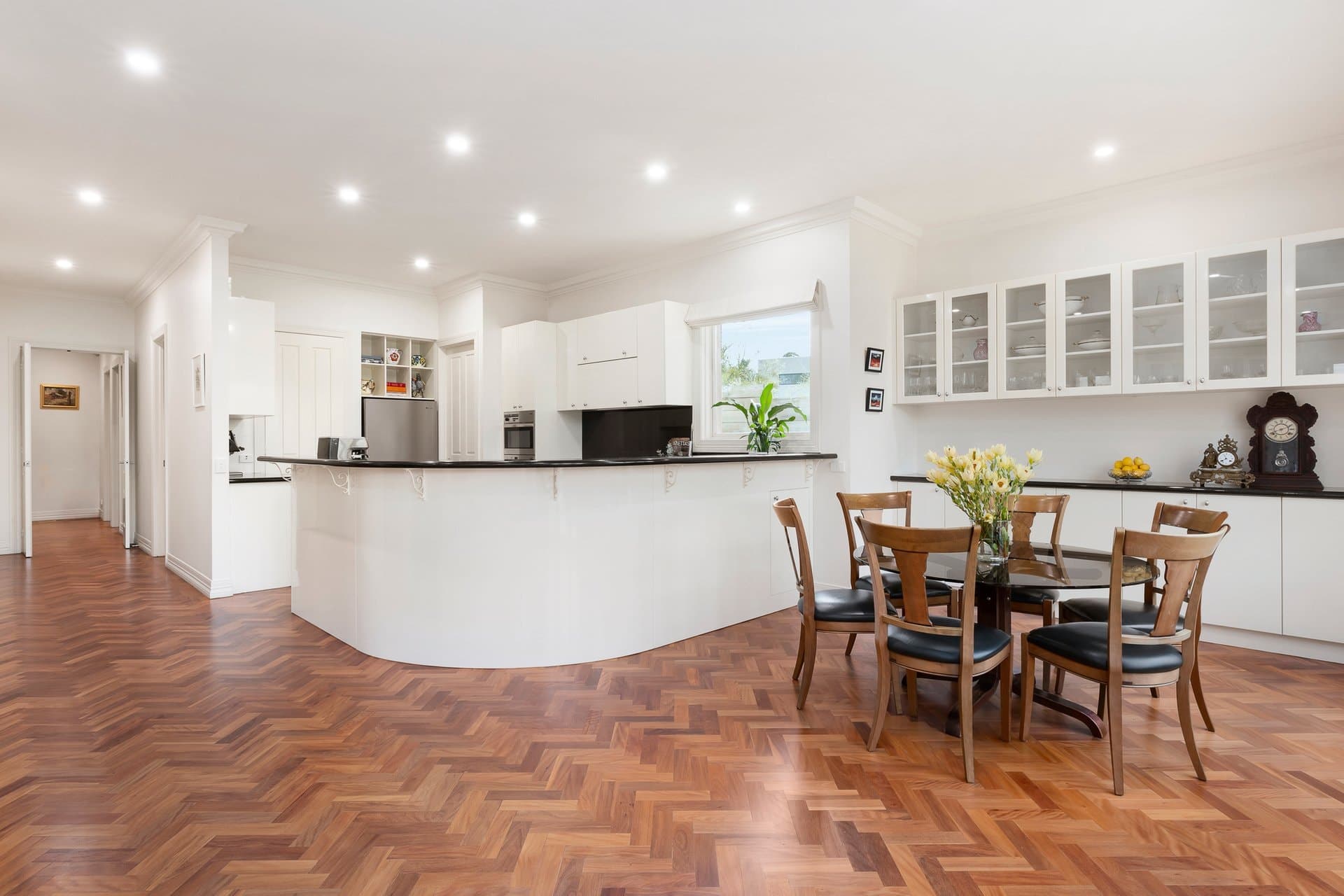 6 Burston Place, Brighton - Thumbnail 8