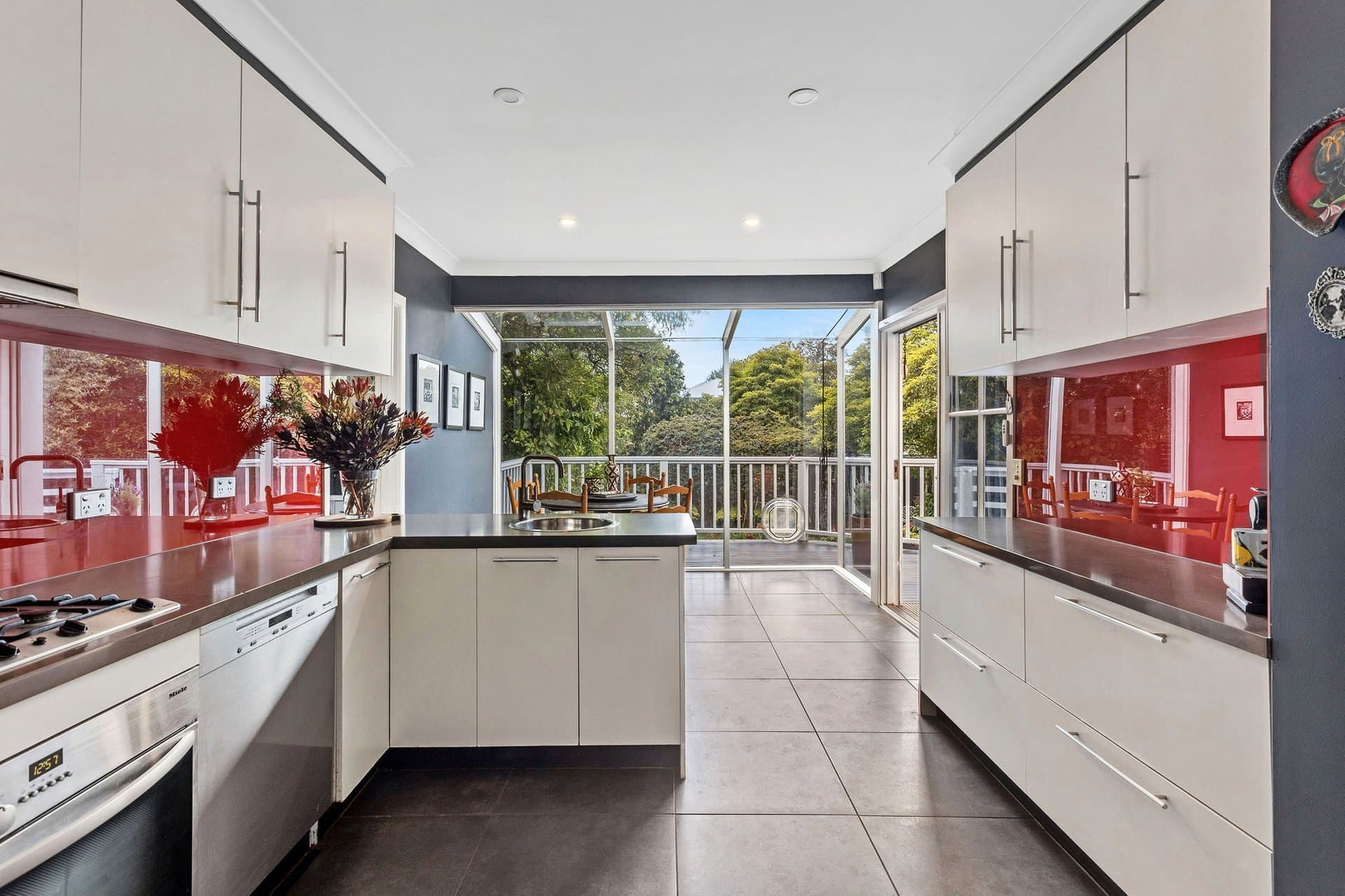 12 Warringa Road, Frankston - Thumbnail 5