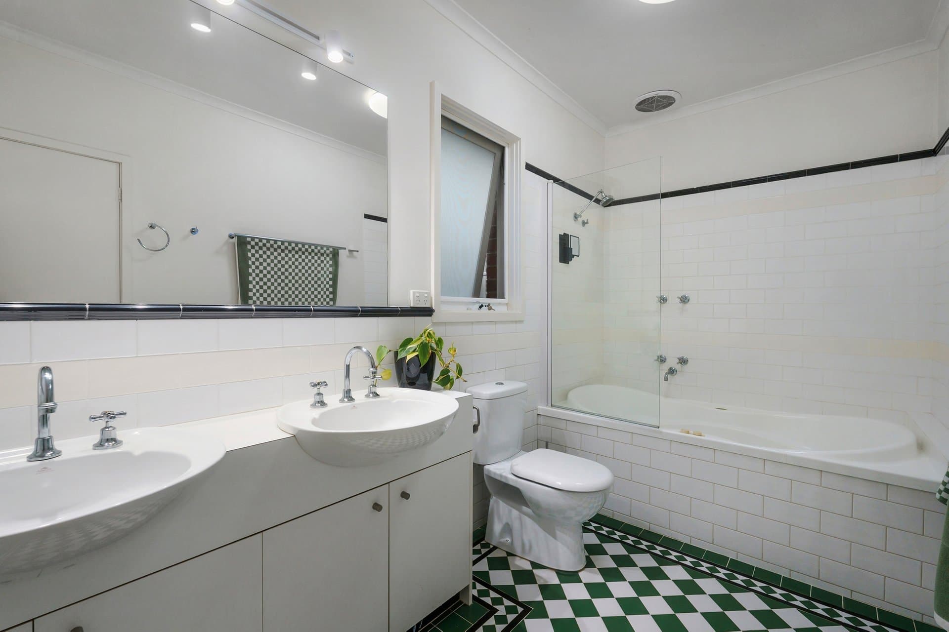 123 Albert Street, Windsor - Thumbnail 8