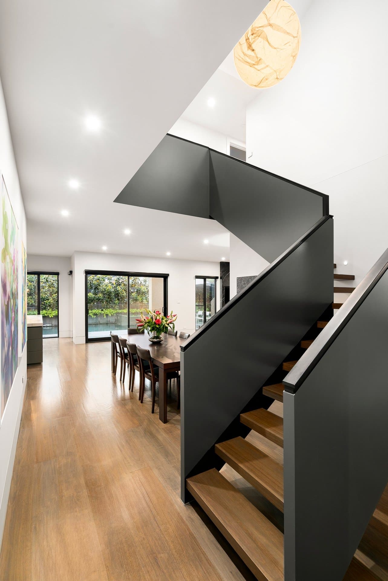 4 Rossfield Avenue, Kew - Thumbnail 3