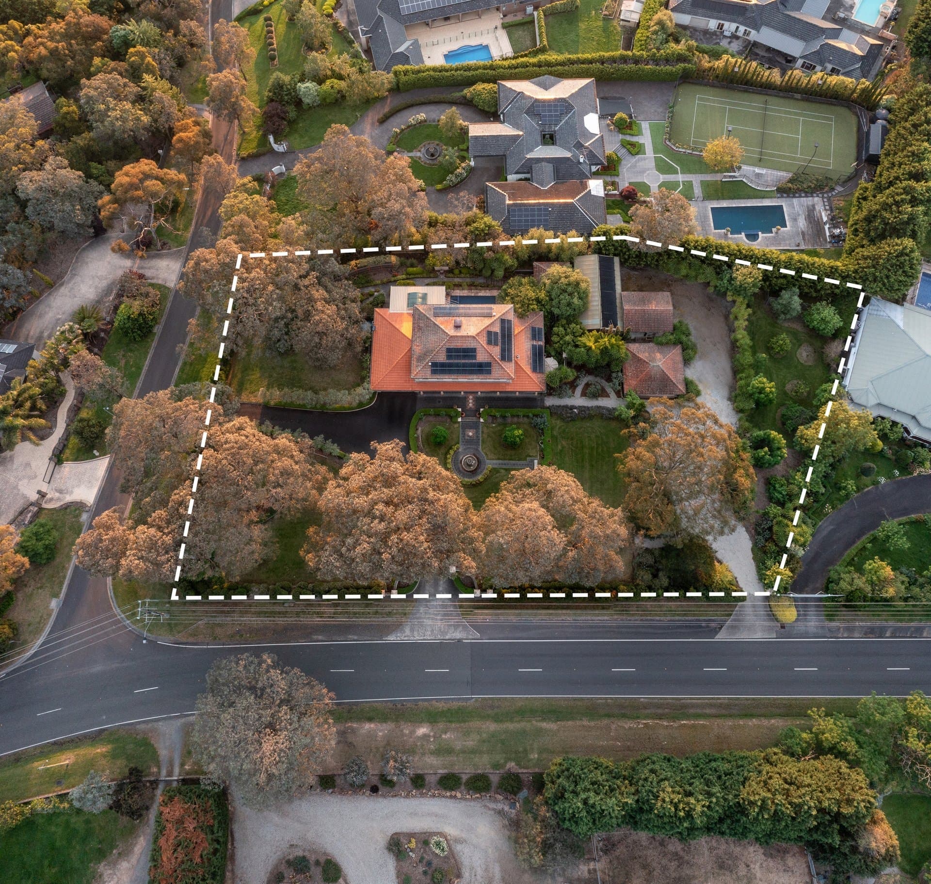 251-255 Tindals Road, Warrandyte - Thumbnail 3