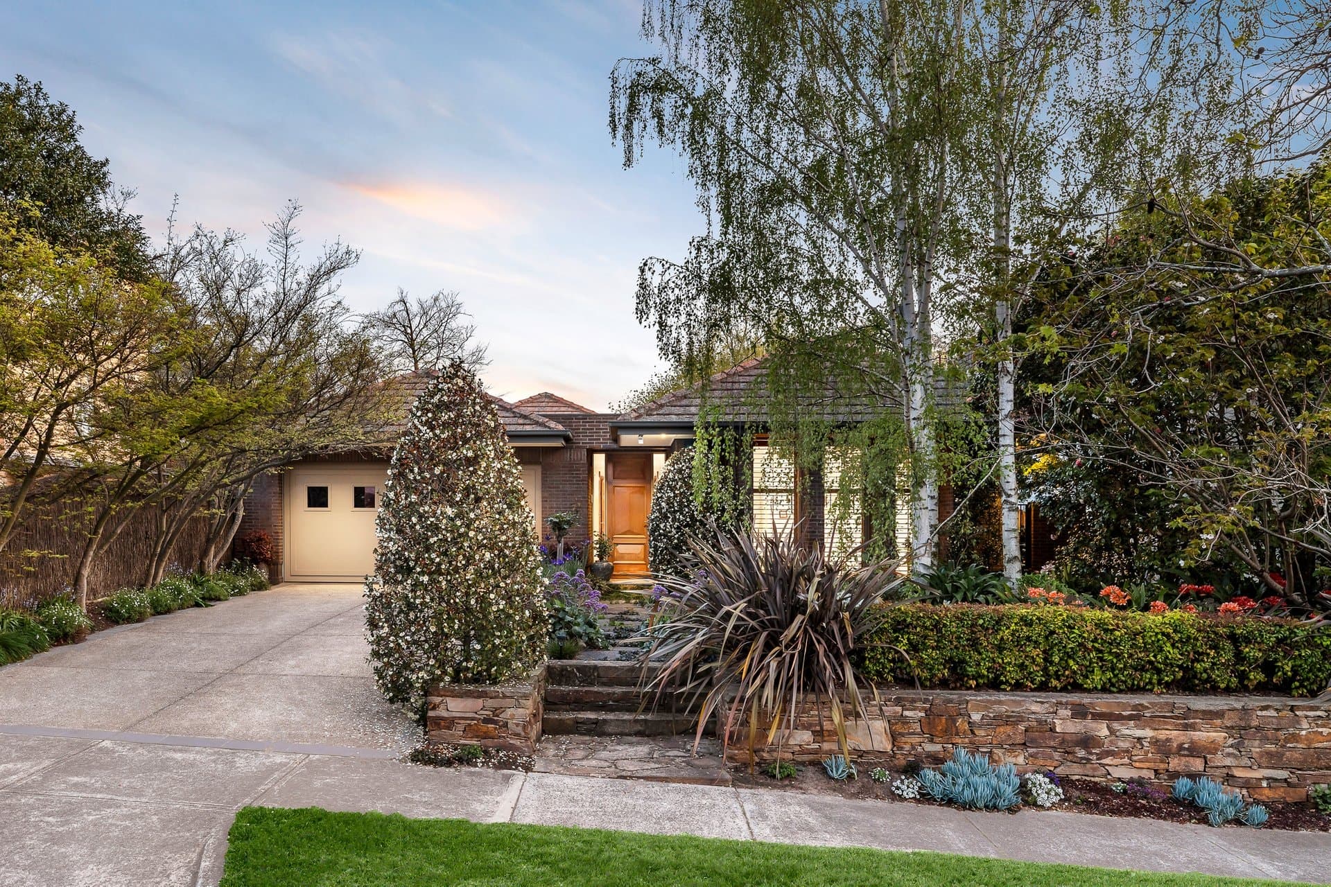 12 Bowley Avenue, Balwyn - Image 1