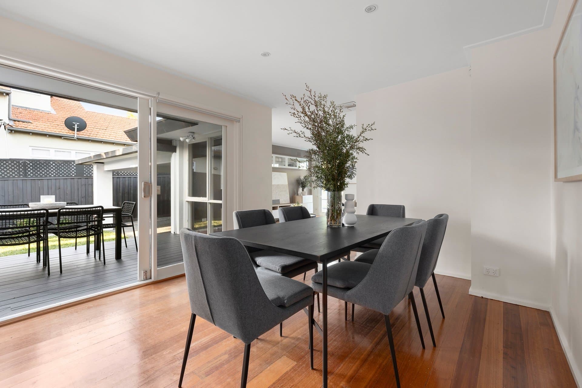 110 Rowell Avenue, Camberwell - Thumbnail 4