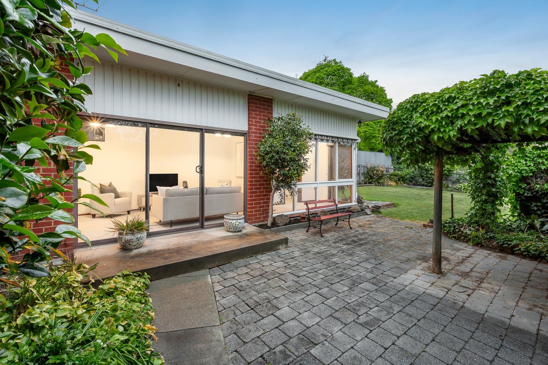 20 Poole Street, Burwood - Thumbnail 2