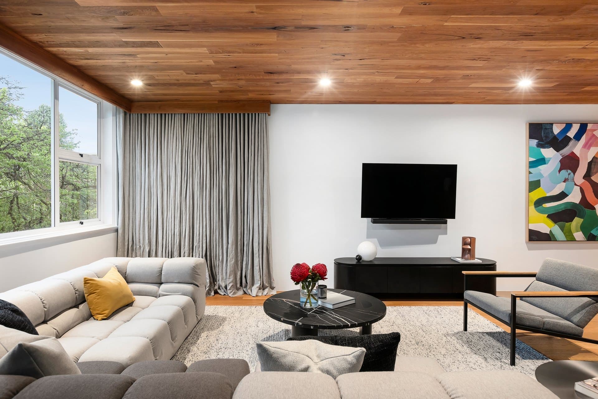 5/16 Woorigoleen Road, Toorak - Thumbnail 2