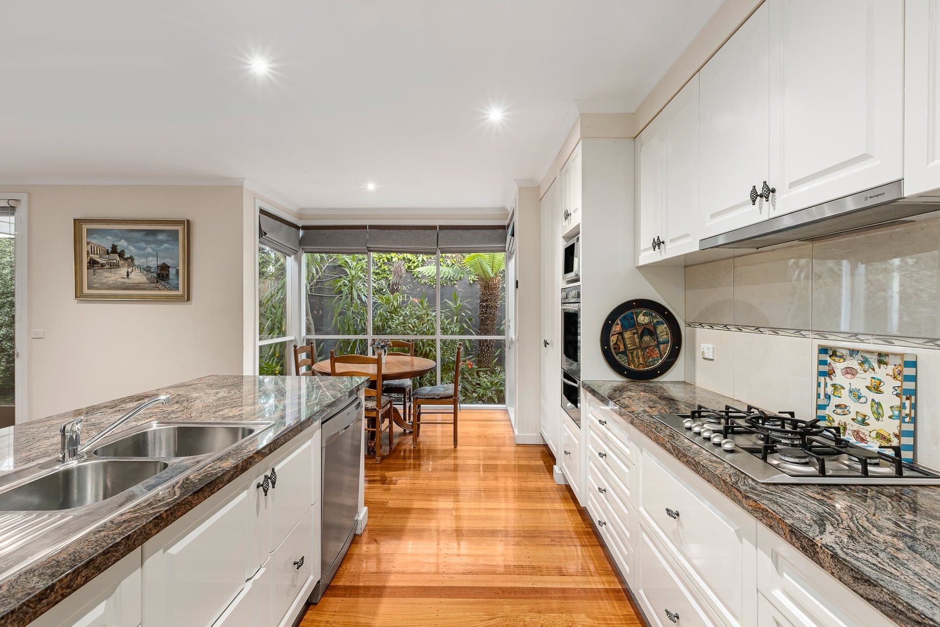 33 Campbell Street, Kew - Thumbnail 3