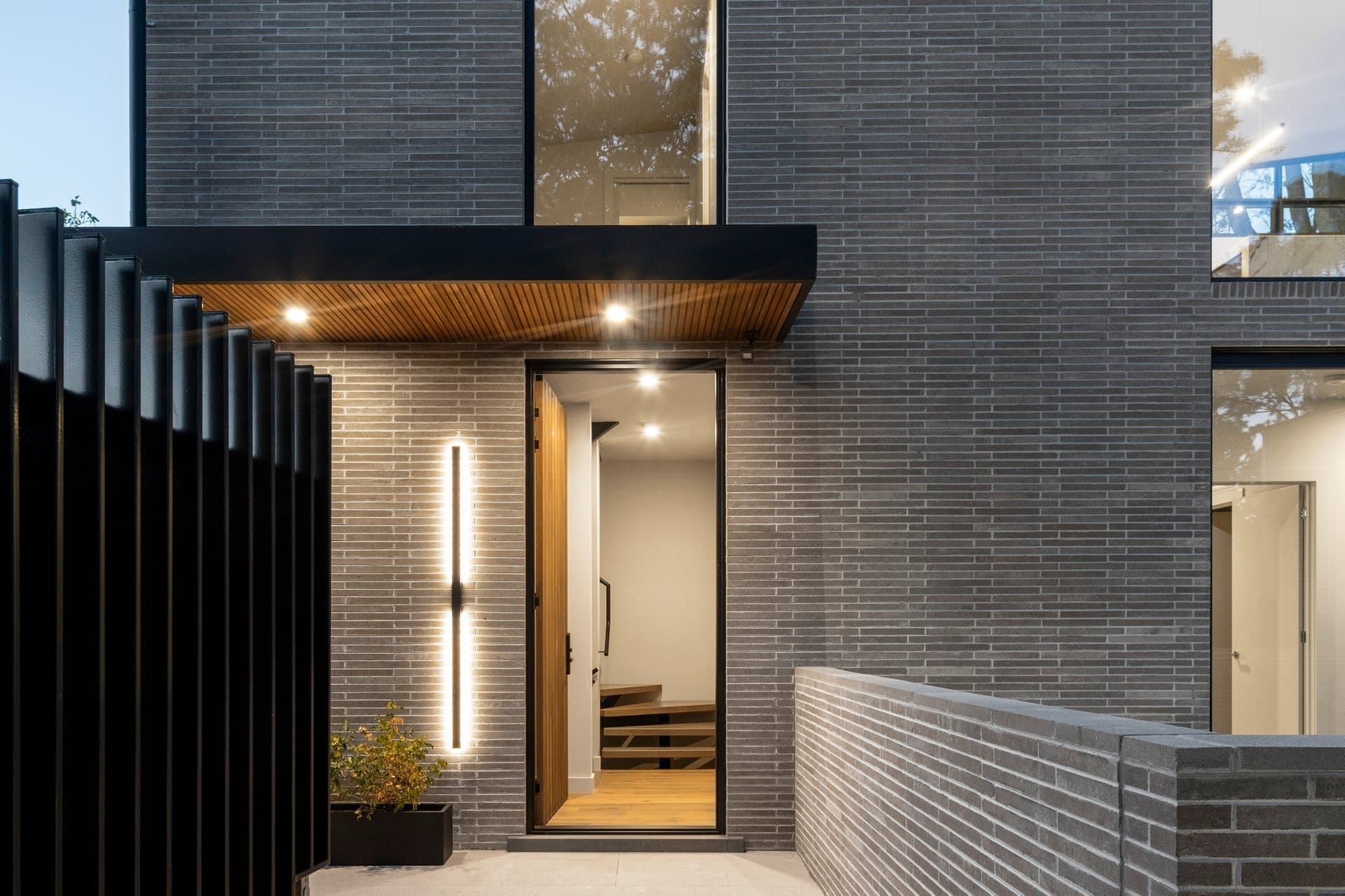 7 Charles Street, Hawthorn - Thumbnail 2