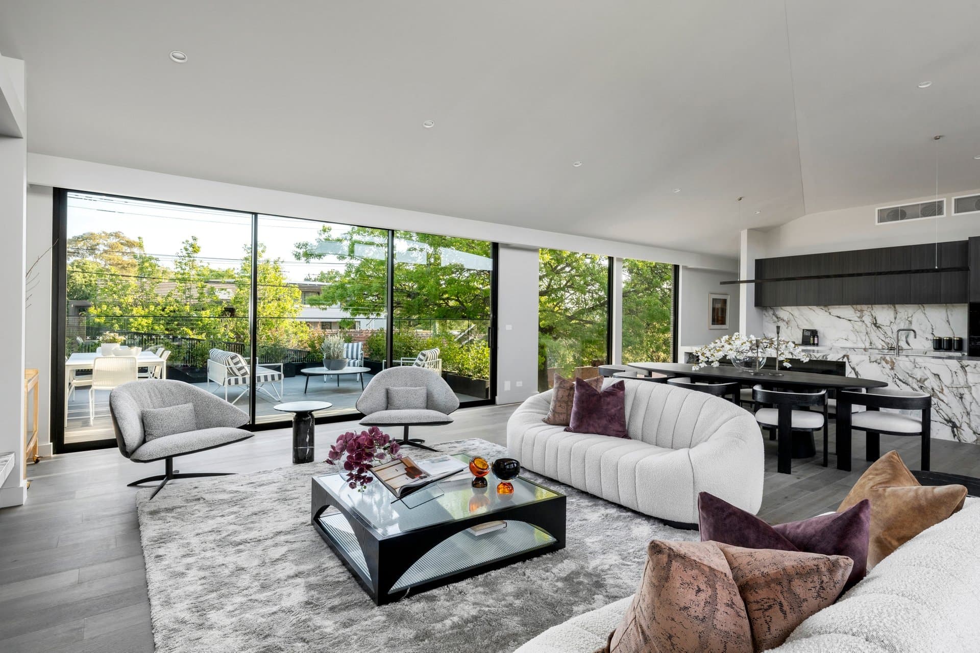 7 Charles Street, Hawthorn - Thumbnail 3