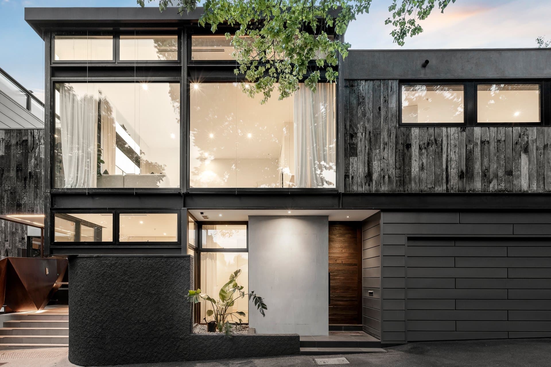 1/8 Simpson Place, Hawthorn - Image 1