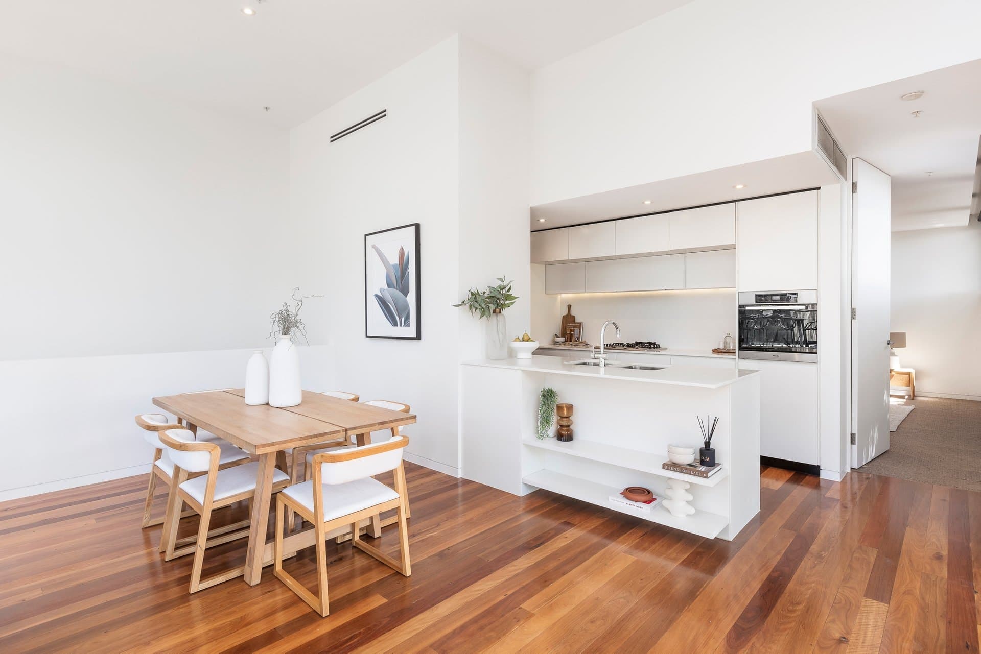 1/8 Simpson Place, Hawthorn - Thumbnail 3