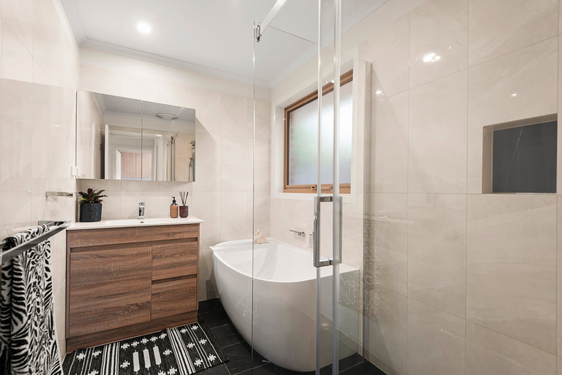 2/14 Highbury Road, Burwood - Thumbnail 3