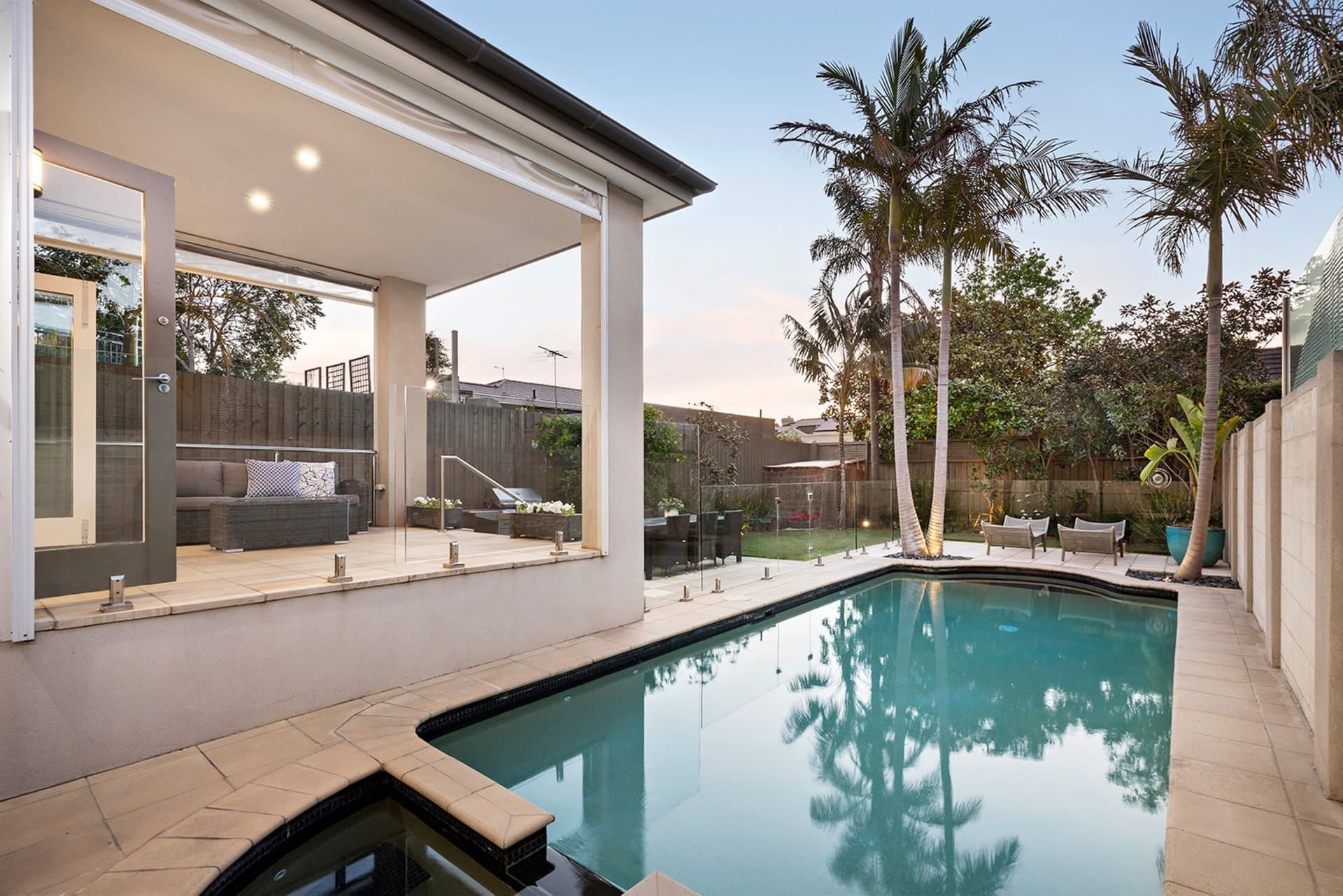 49 Cochrane Street, Brighton - Image 1