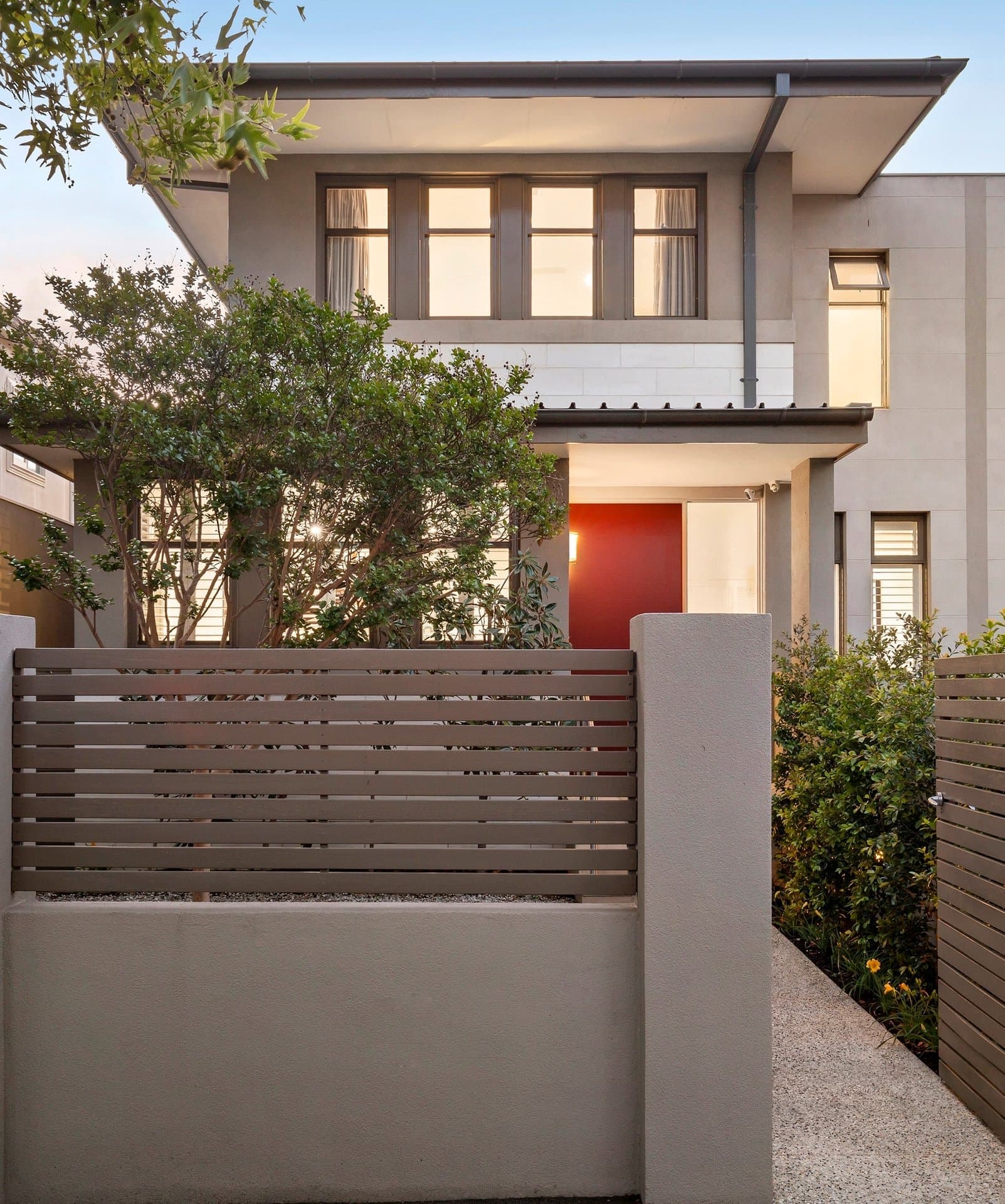 49 Cochrane Street, Brighton - Thumbnail 2