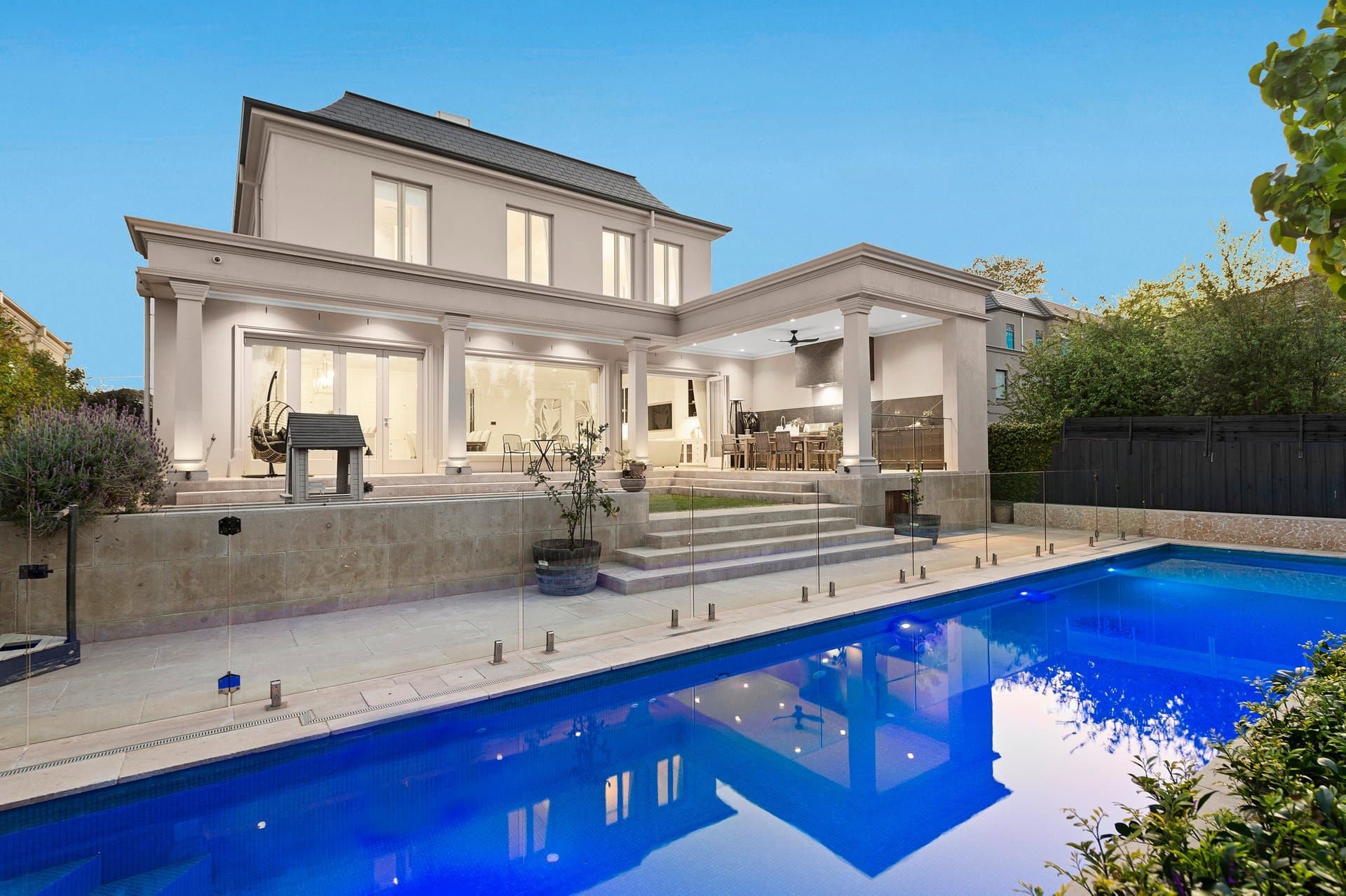 1 Henley Street, Balwyn - Thumbnail 2