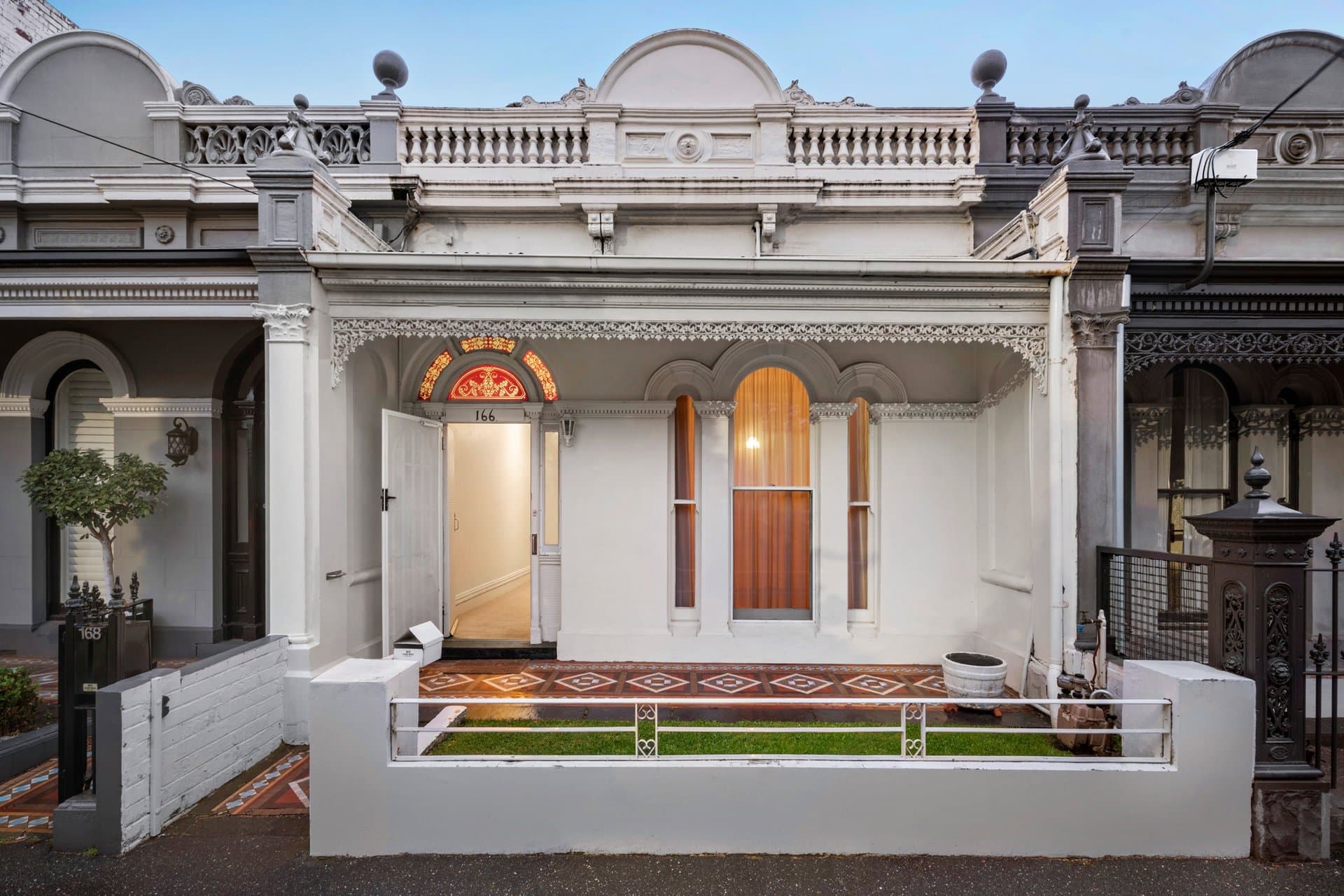 166 Mills Street, Albert Park - Image 1