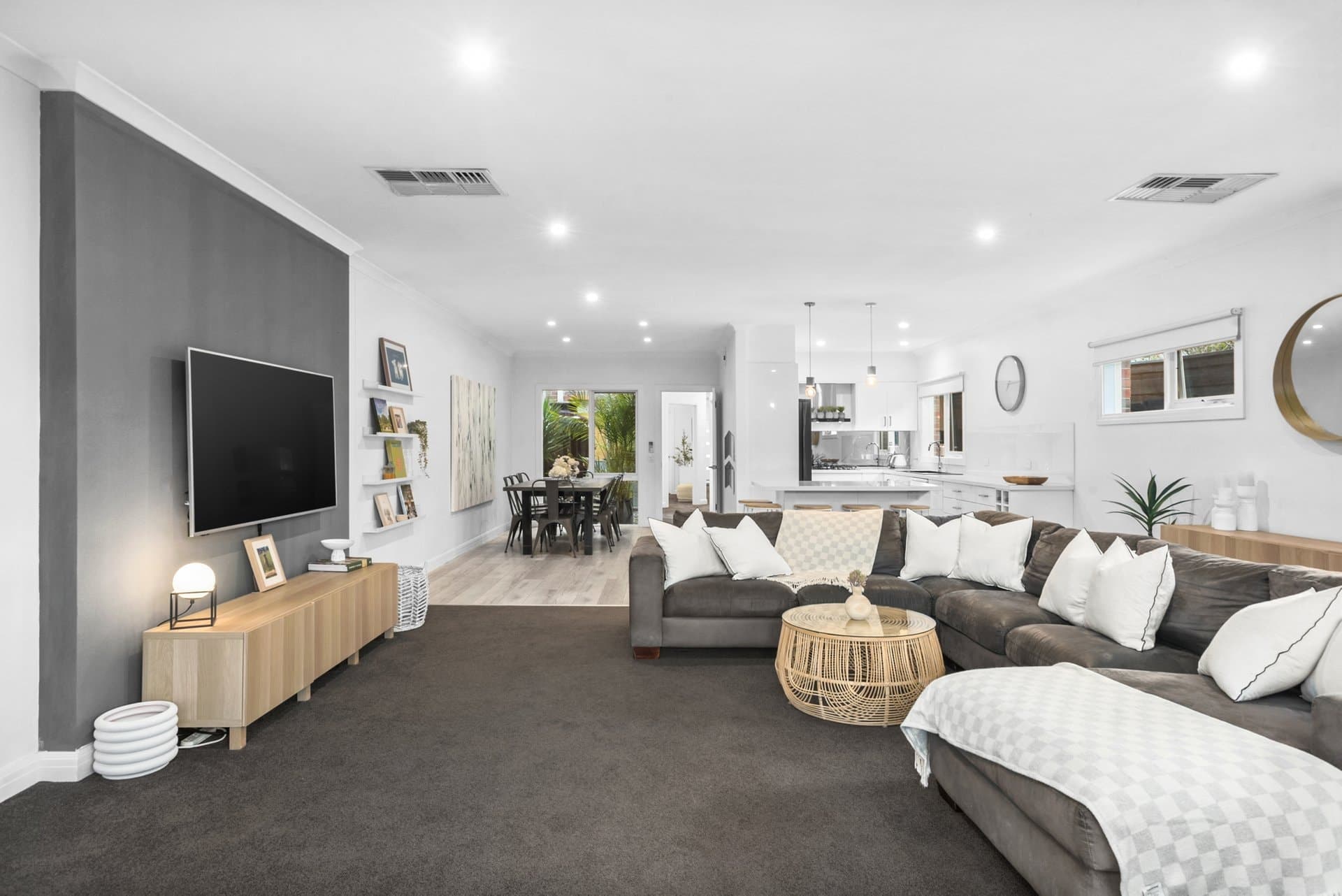 37A Swinden Avenue, Cheltenham - Thumbnail 3