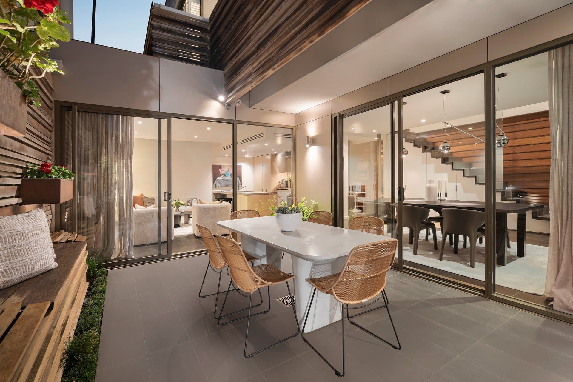 17 Coventry Place, South Melbourne - Thumbnail 4