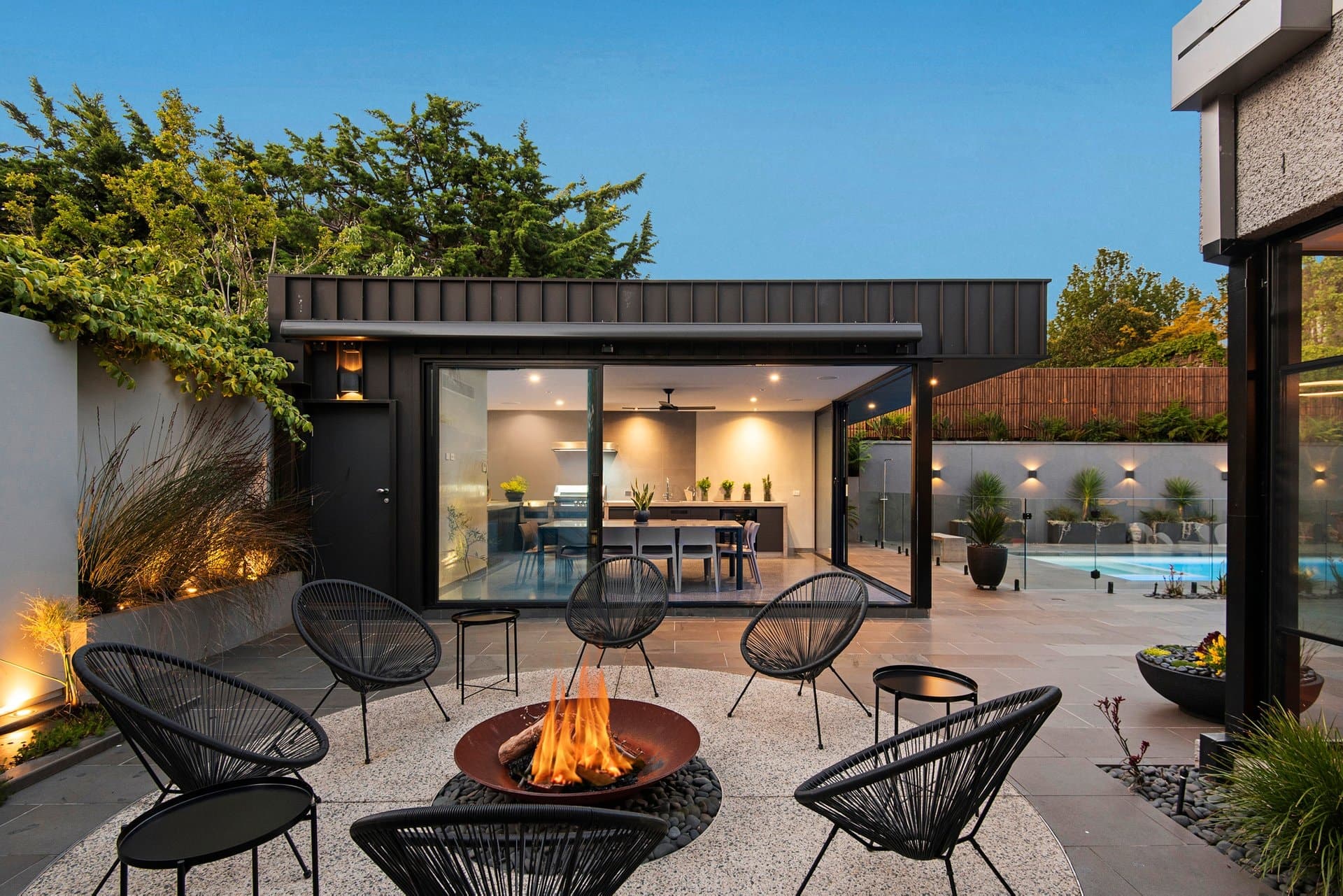 14A Madden Grove, Kew - Thumbnail 3