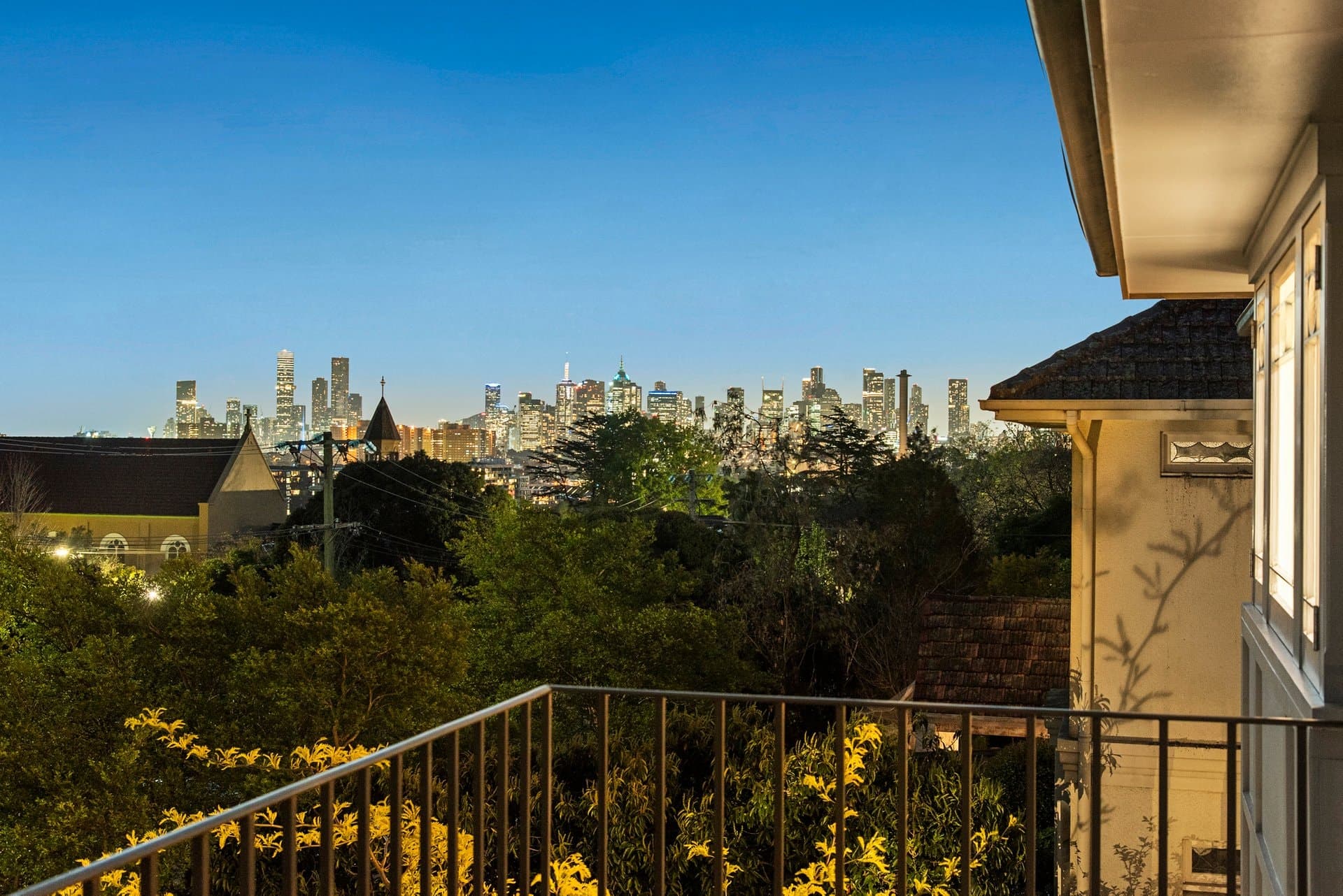 14A Madden Grove, Kew - Thumbnail 6