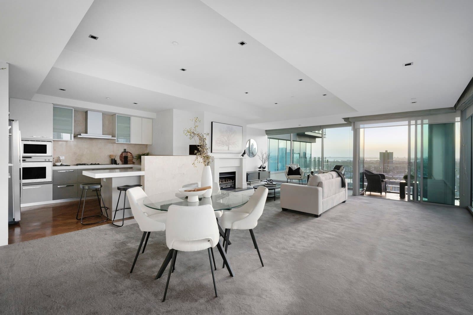 2403/368 St Kilda Road, Melbourne - Thumbnail 4