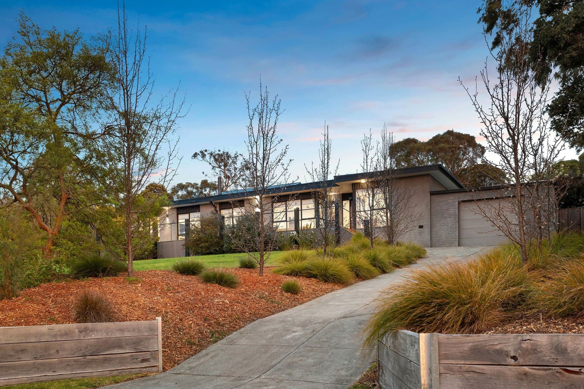 54 Bellbird Road, Mount Eliza - Thumbnail 2