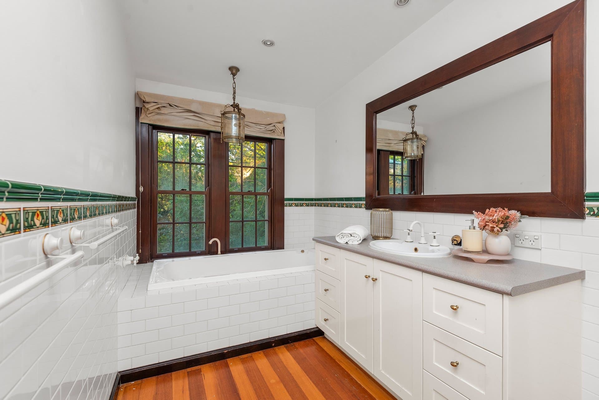 52 Normanby Road, Kew - Thumbnail 6