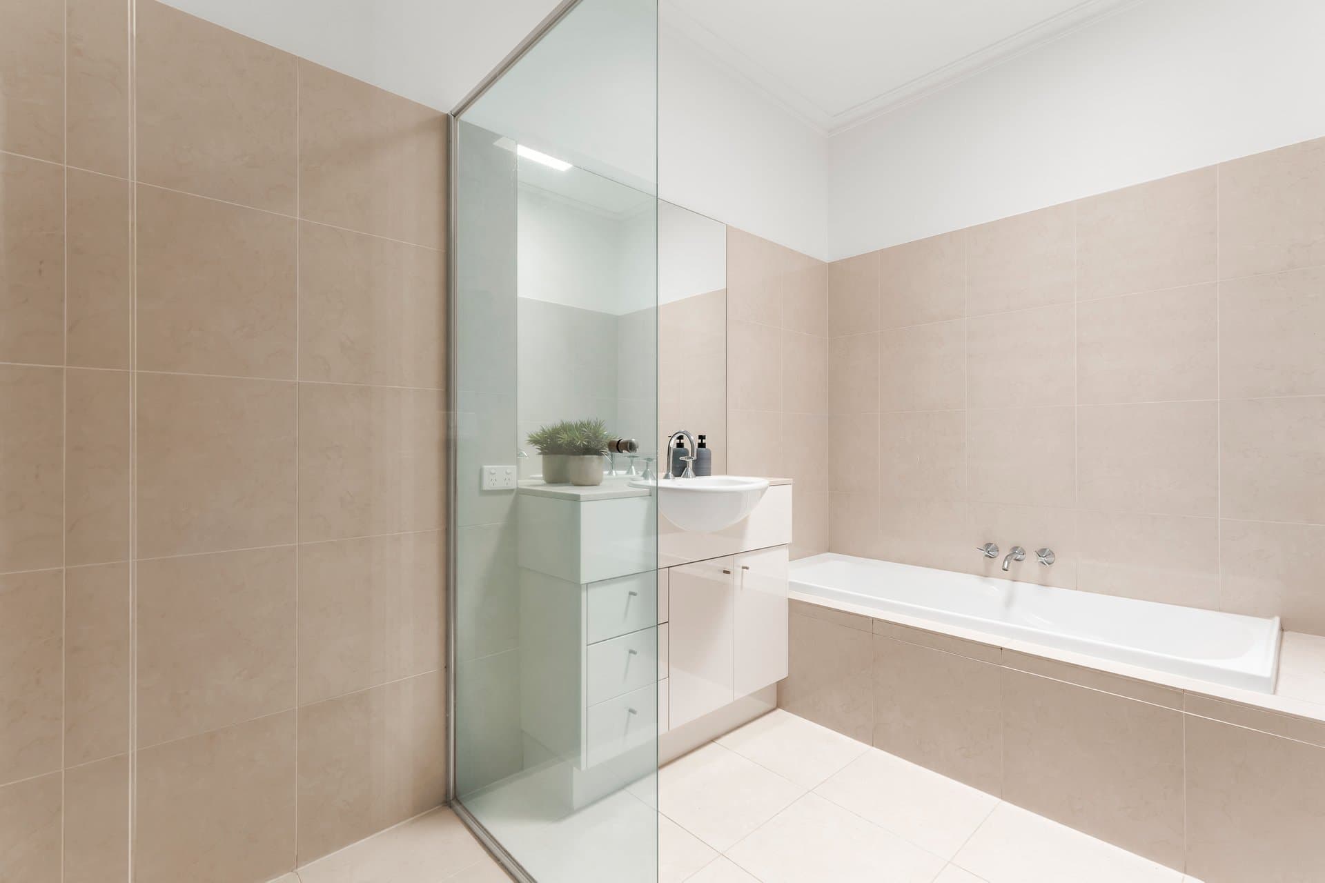 2/114 Guildford Road, Surrey Hills - Thumbnail 7