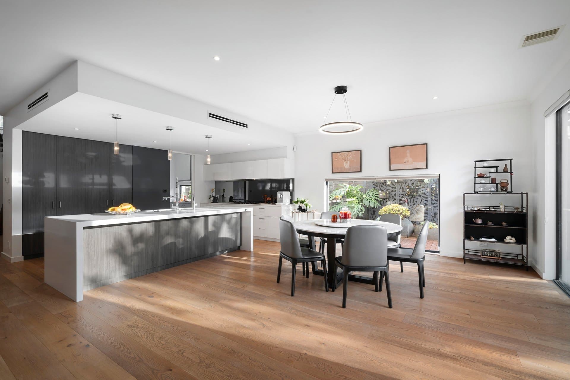 10 Burbank Street, Ashburton - Thumbnail 4