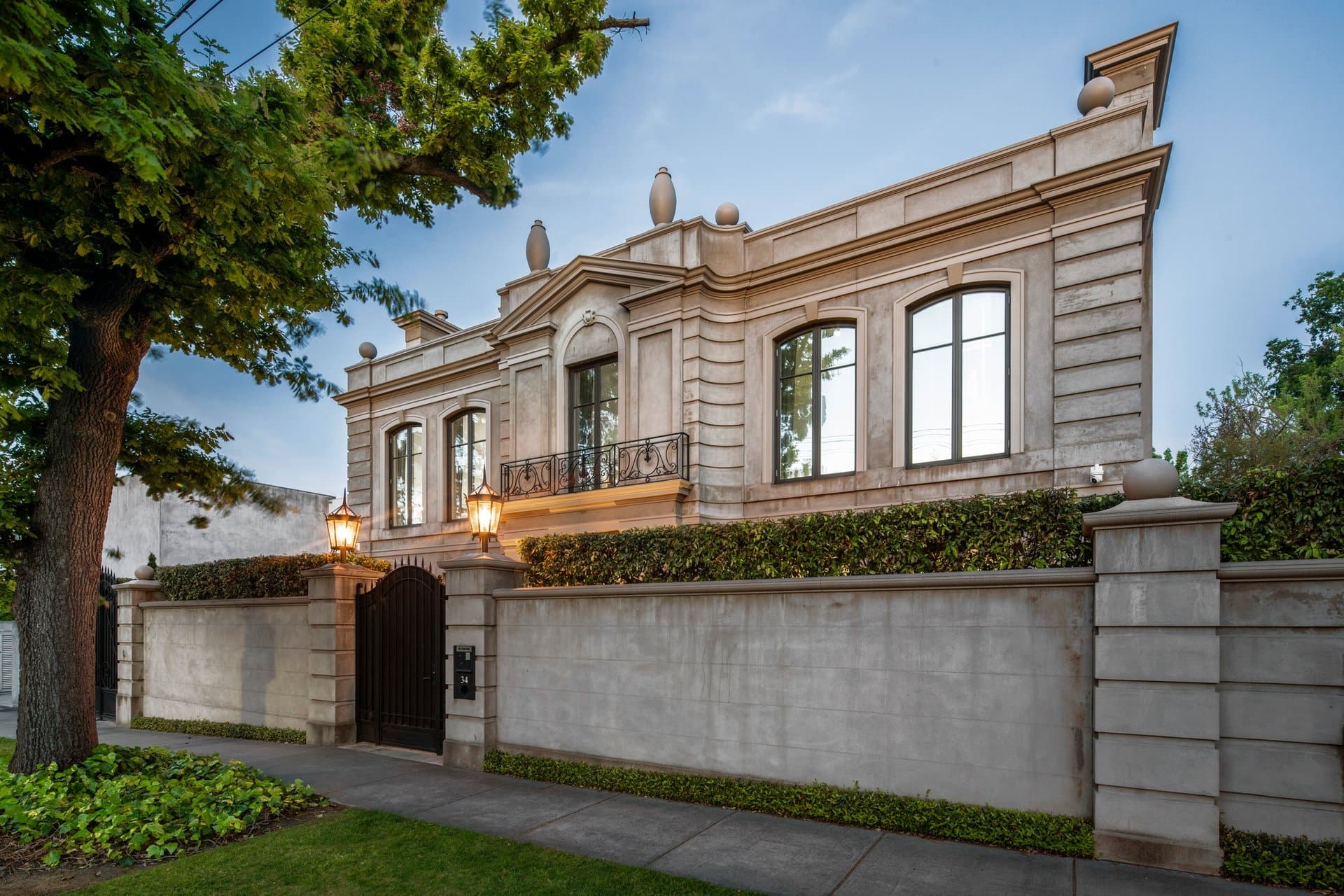 34 Heyington Place, Toorak - Image 1