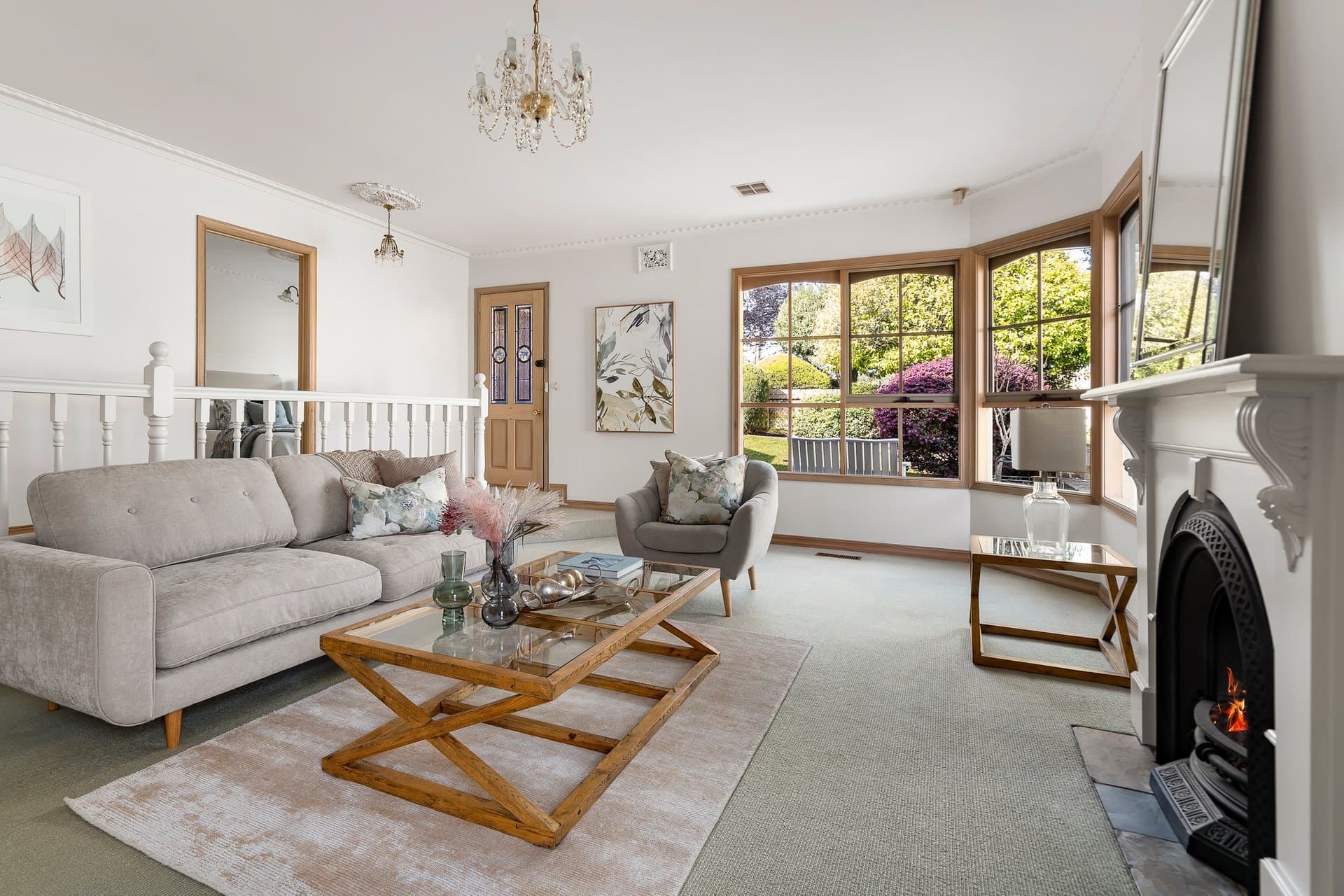 1/54 Essex Road, Surrey Hills - Thumbnail 2