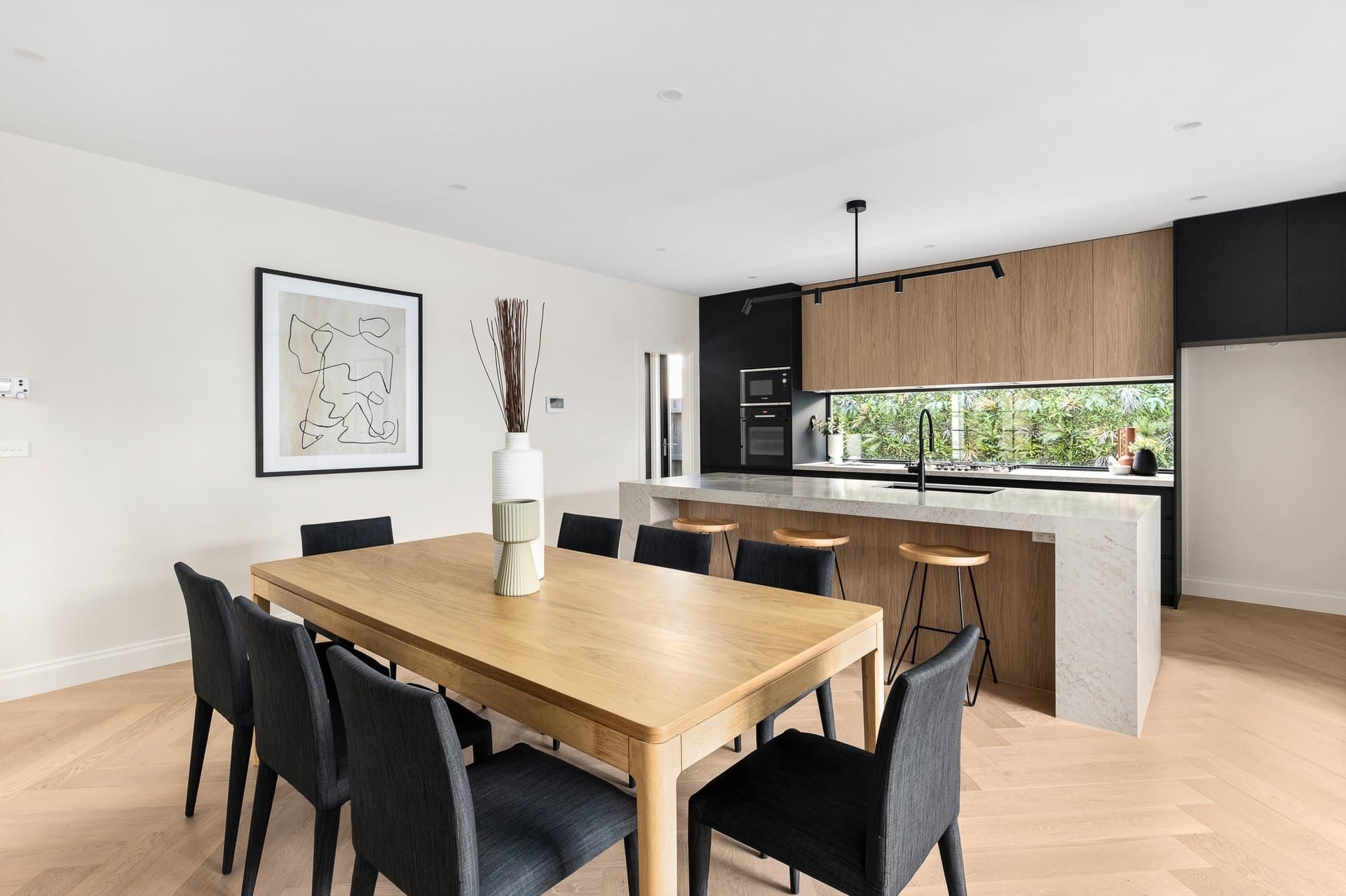 20 Pine Way, Doncaster East - Thumbnail 2