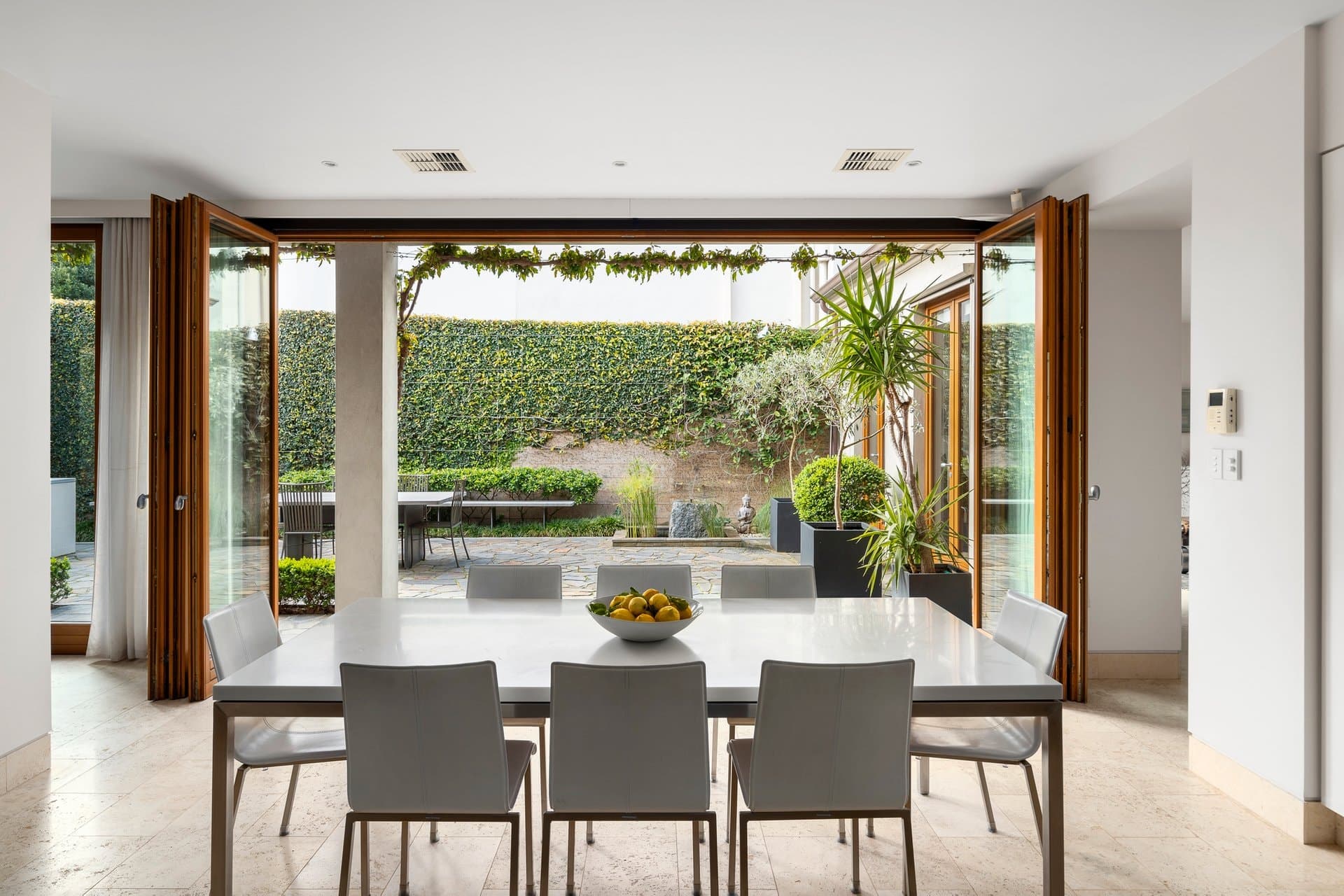 3 Laurel Court, Hawthorn East - Thumbnail 5