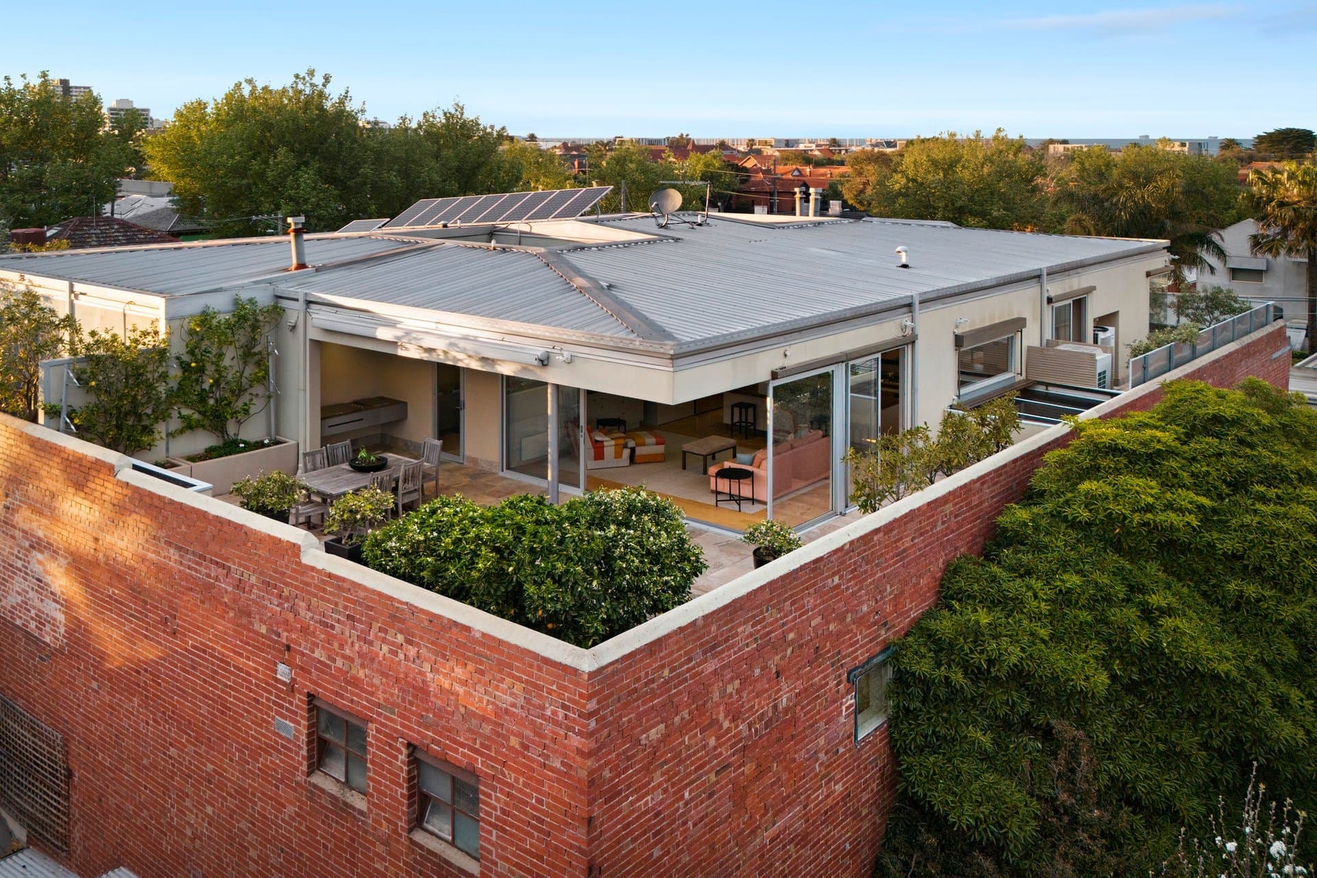145 Neville Street, Middle Park - Thumbnail 2