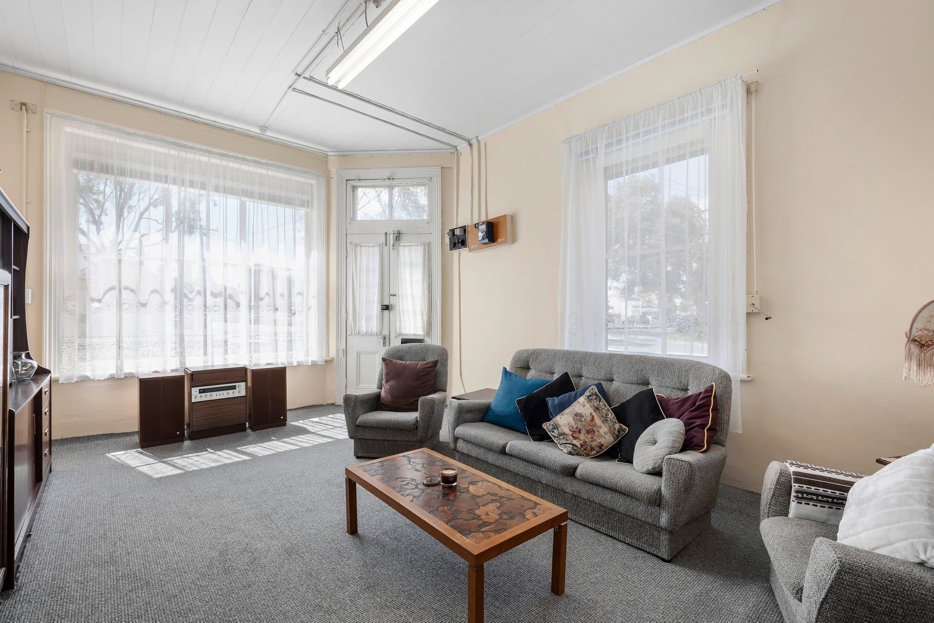 131 Graham Street, Port Melbourne - Thumbnail 4