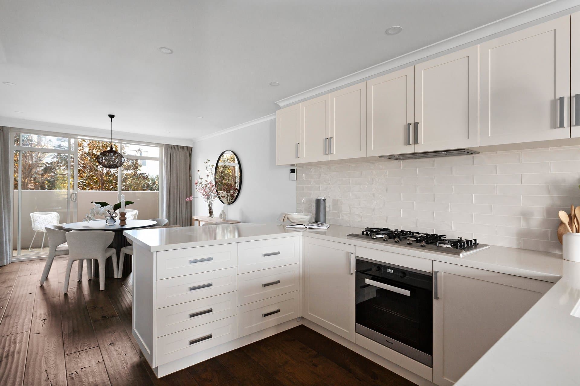 9/105 Beach Street, Port Melbourne - Thumbnail 4