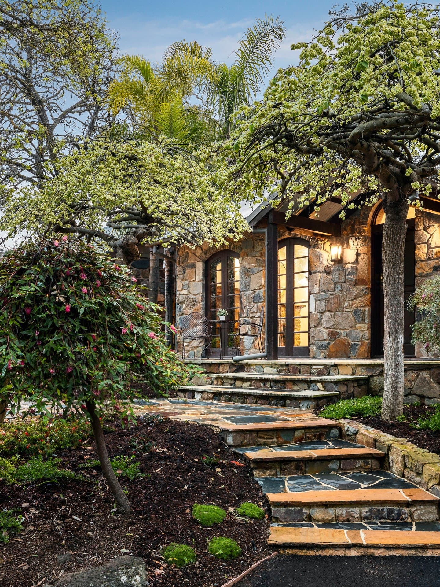 5 West End Road, Warrandyte - Thumbnail 2