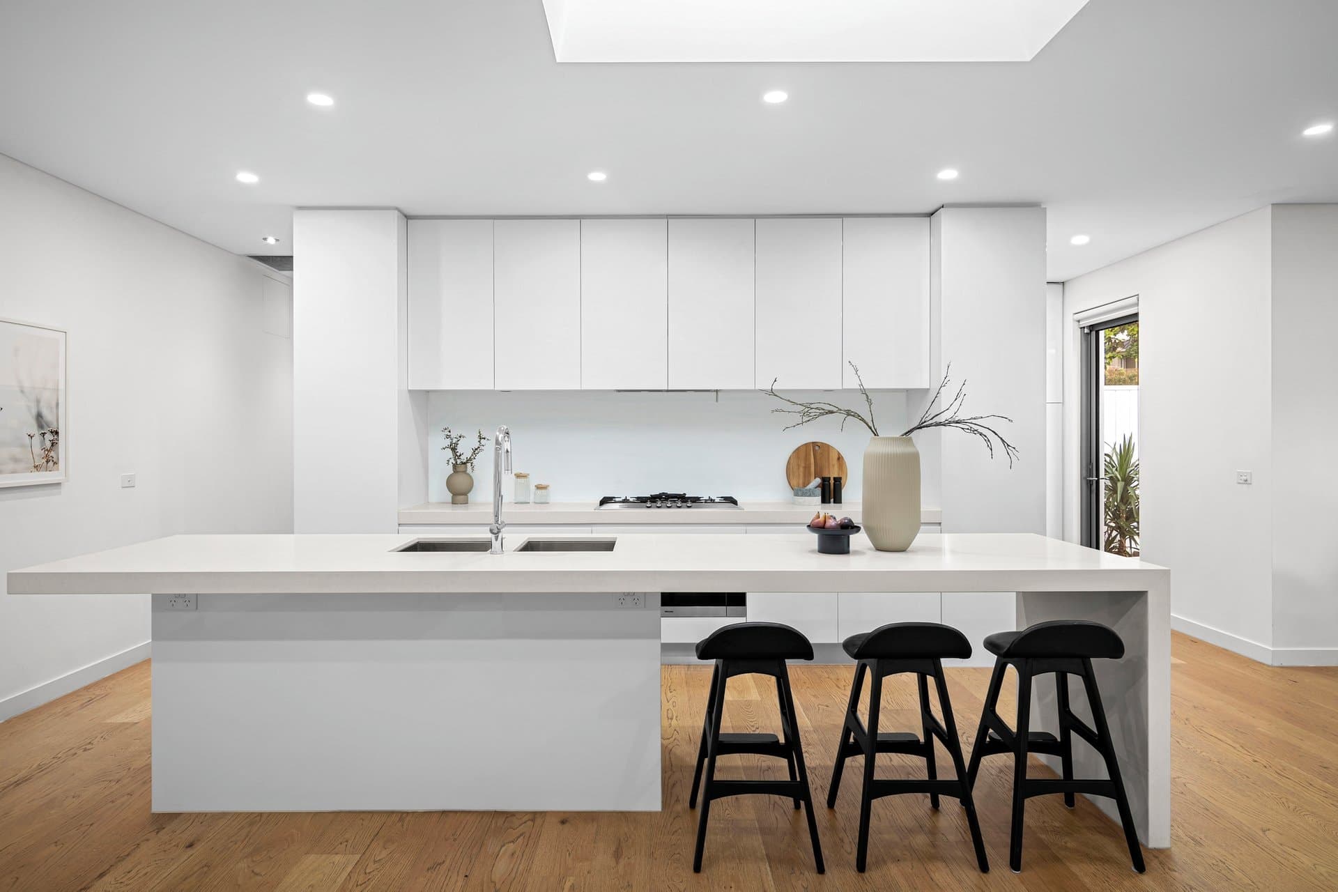 9 Linnaker Place, Kew - Thumbnail 4