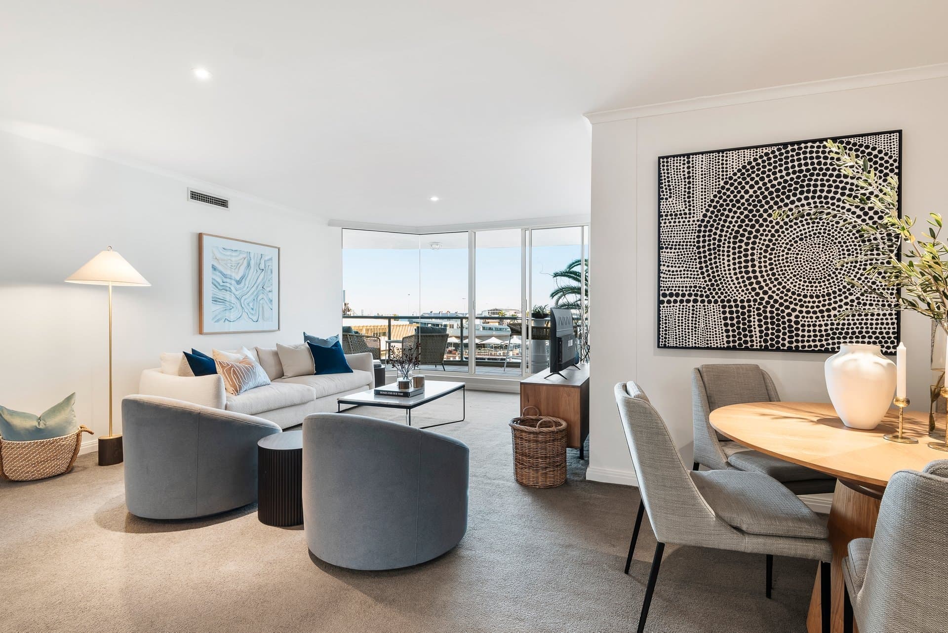 301/107 Beach Street, Port Melbourne - Thumbnail 3