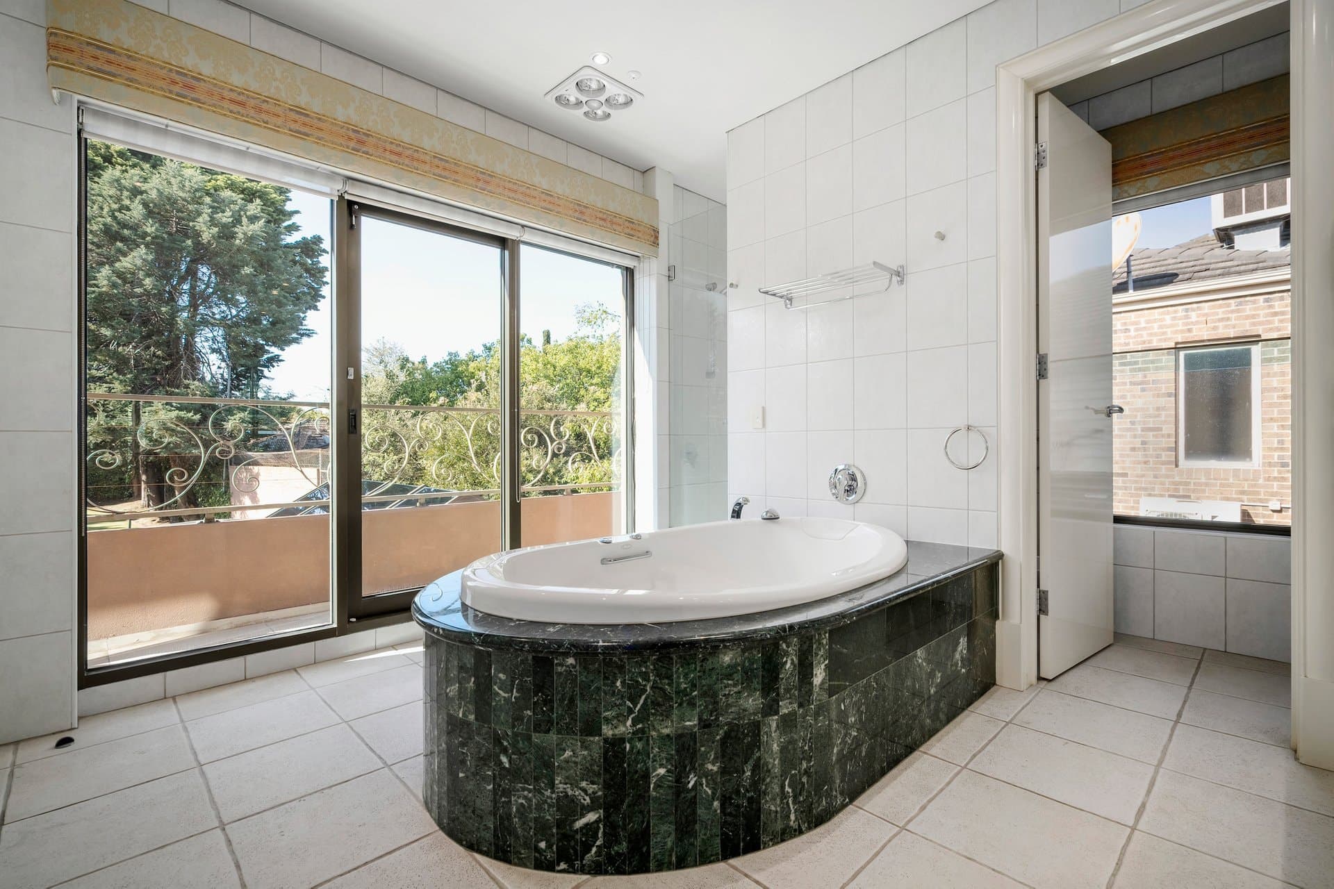 16 Polo Parade, Caulfield North - Thumbnail 5