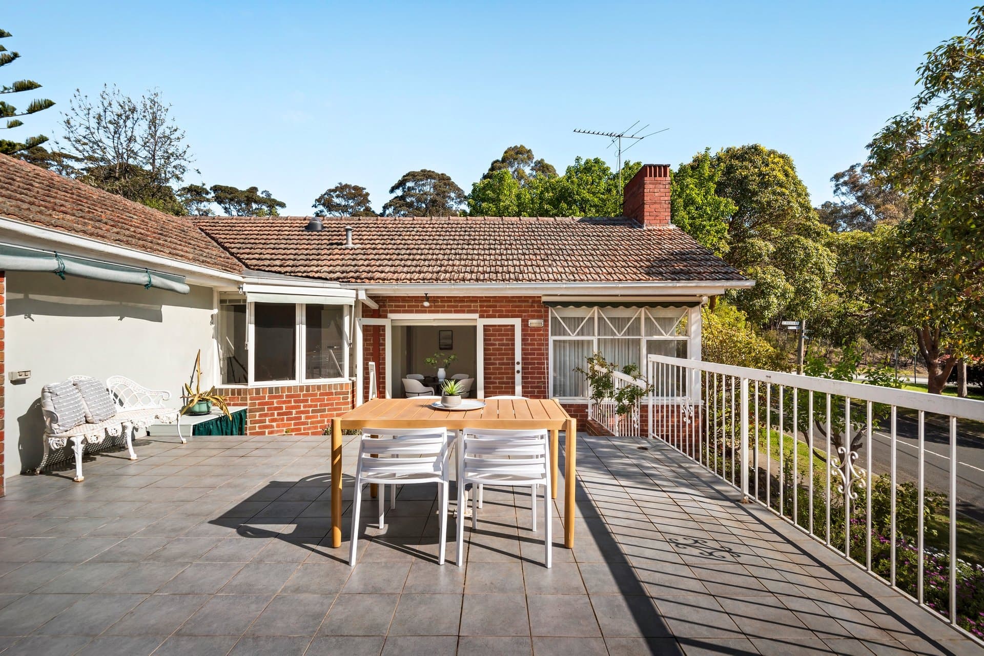 1033 Riversdale Road, Surrey Hills - Thumbnail 7