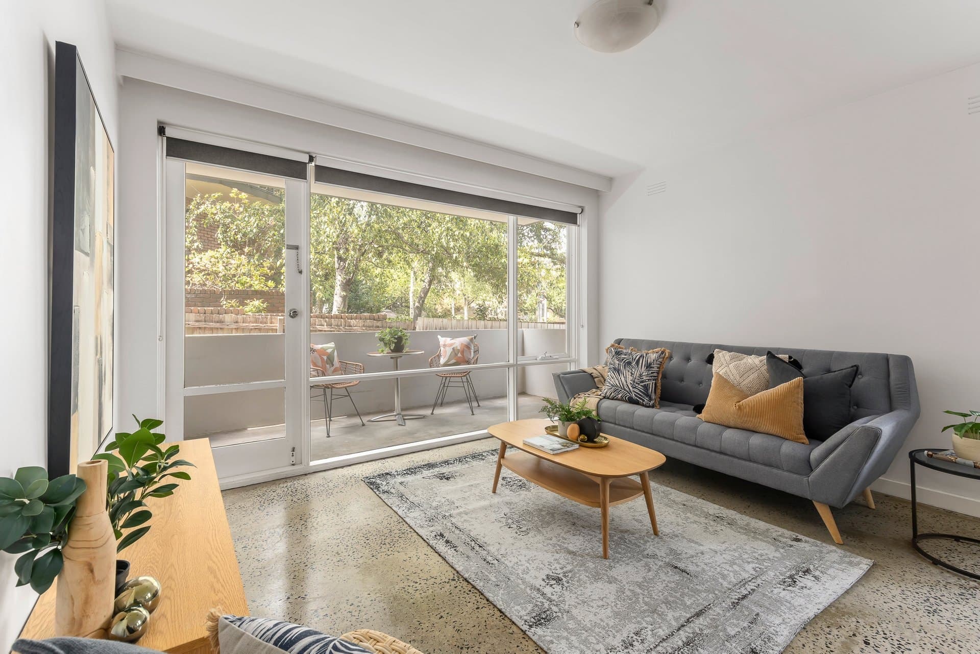 2/411 Toorak Road, Toorak - Image 1
