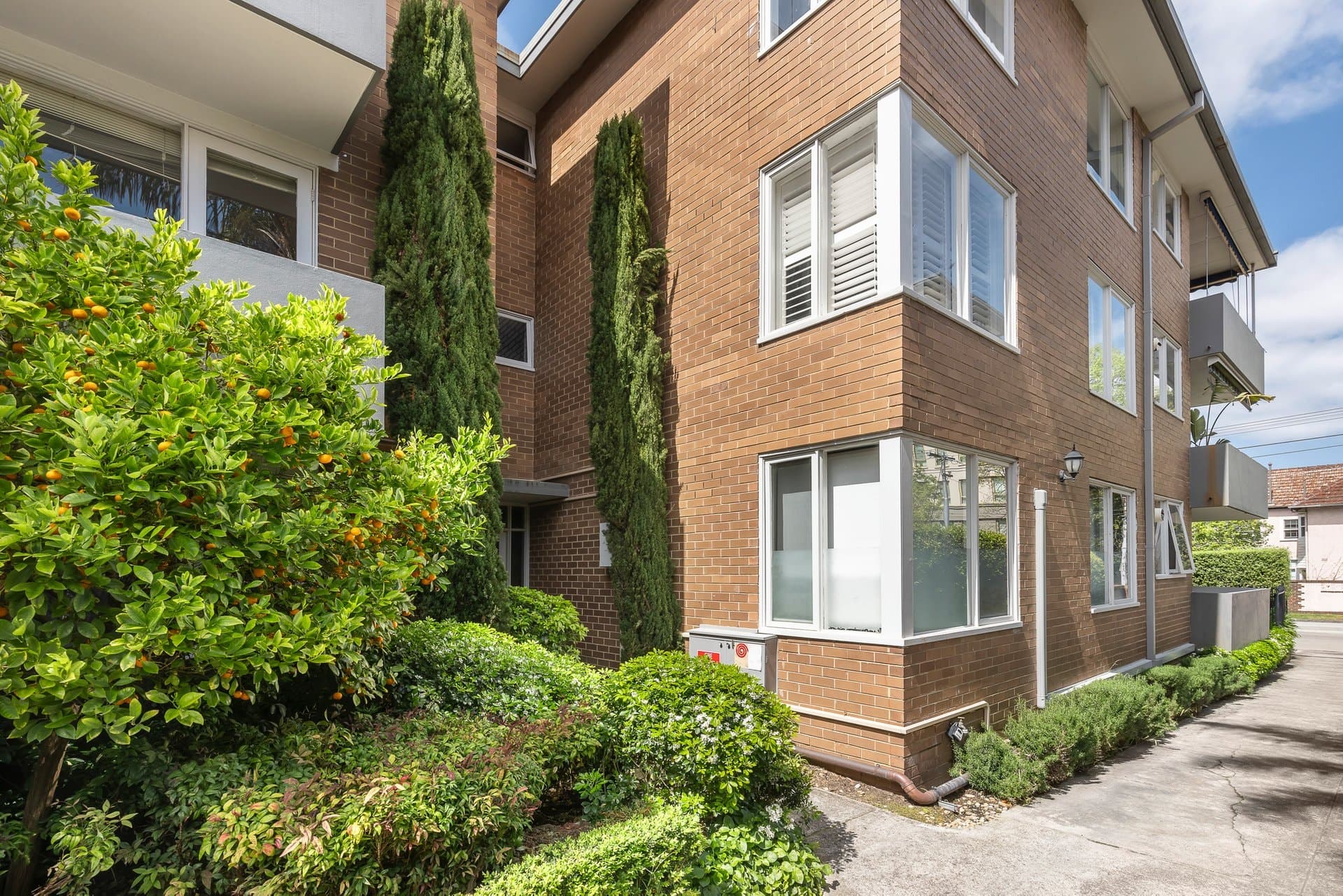 2/411 Toorak Road, Toorak - Thumbnail 8