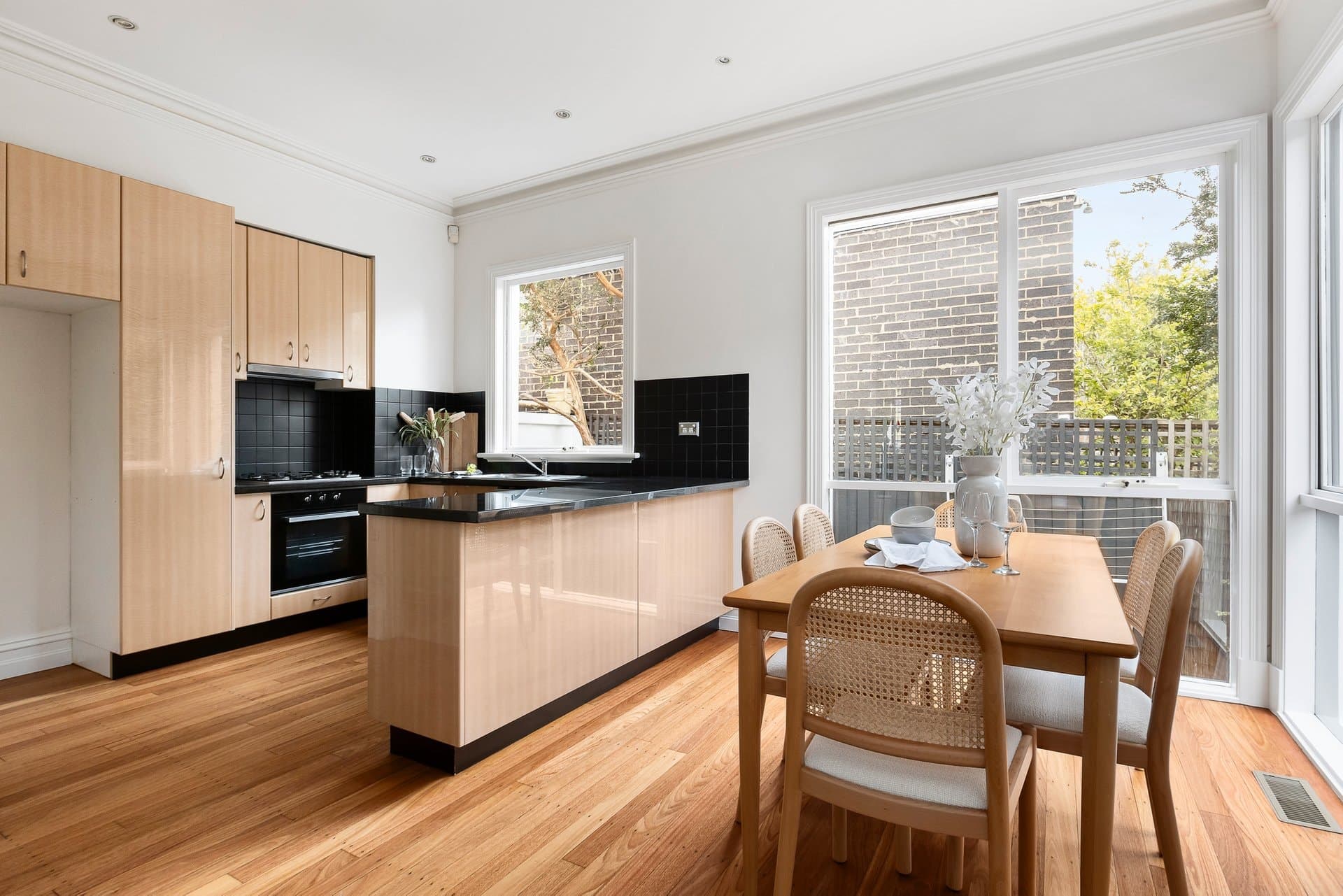 30 Falmouth Street, Hawthorn - Thumbnail 4
