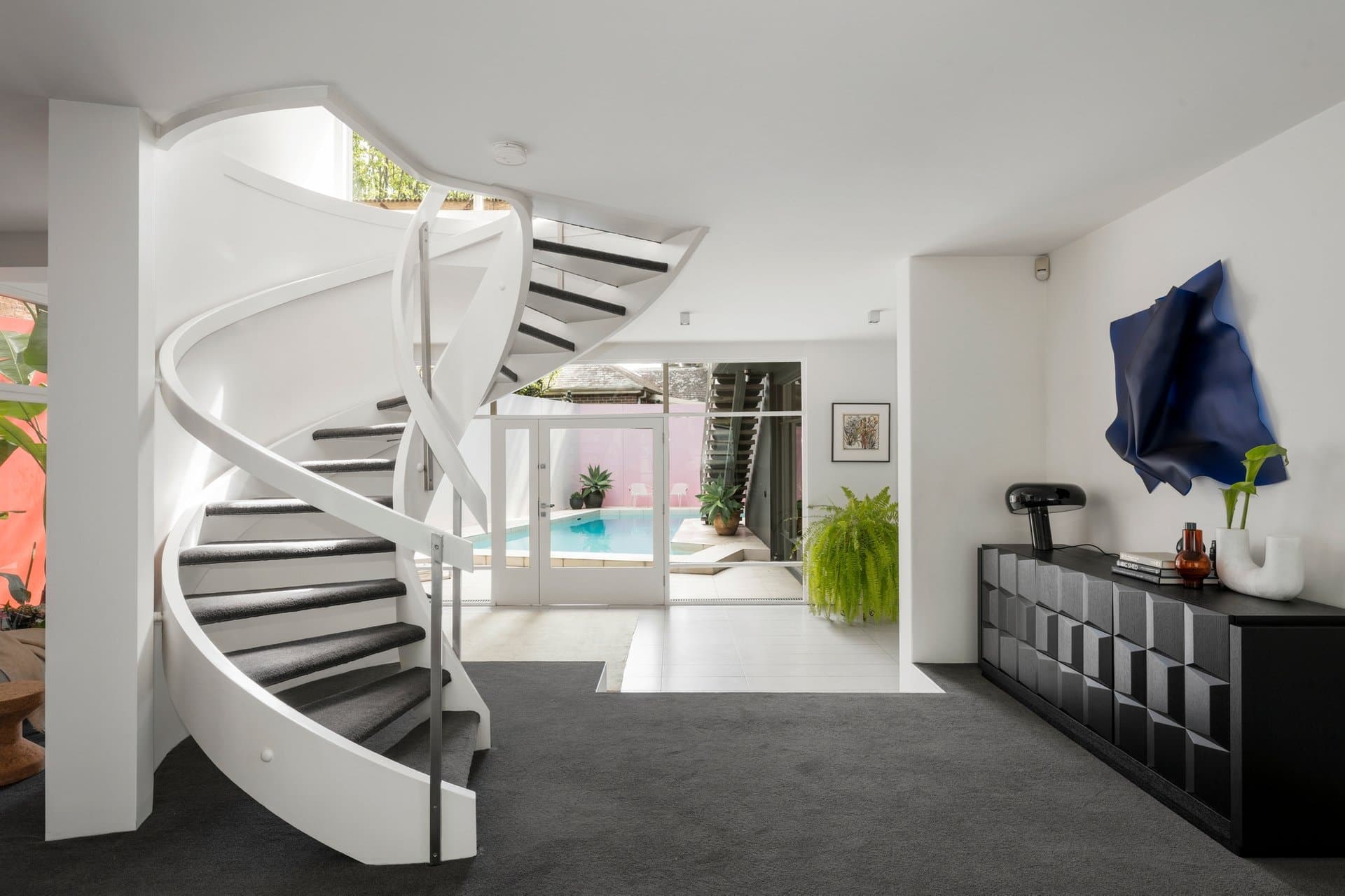 5a Torresdale Road, Toorak - Thumbnail 2