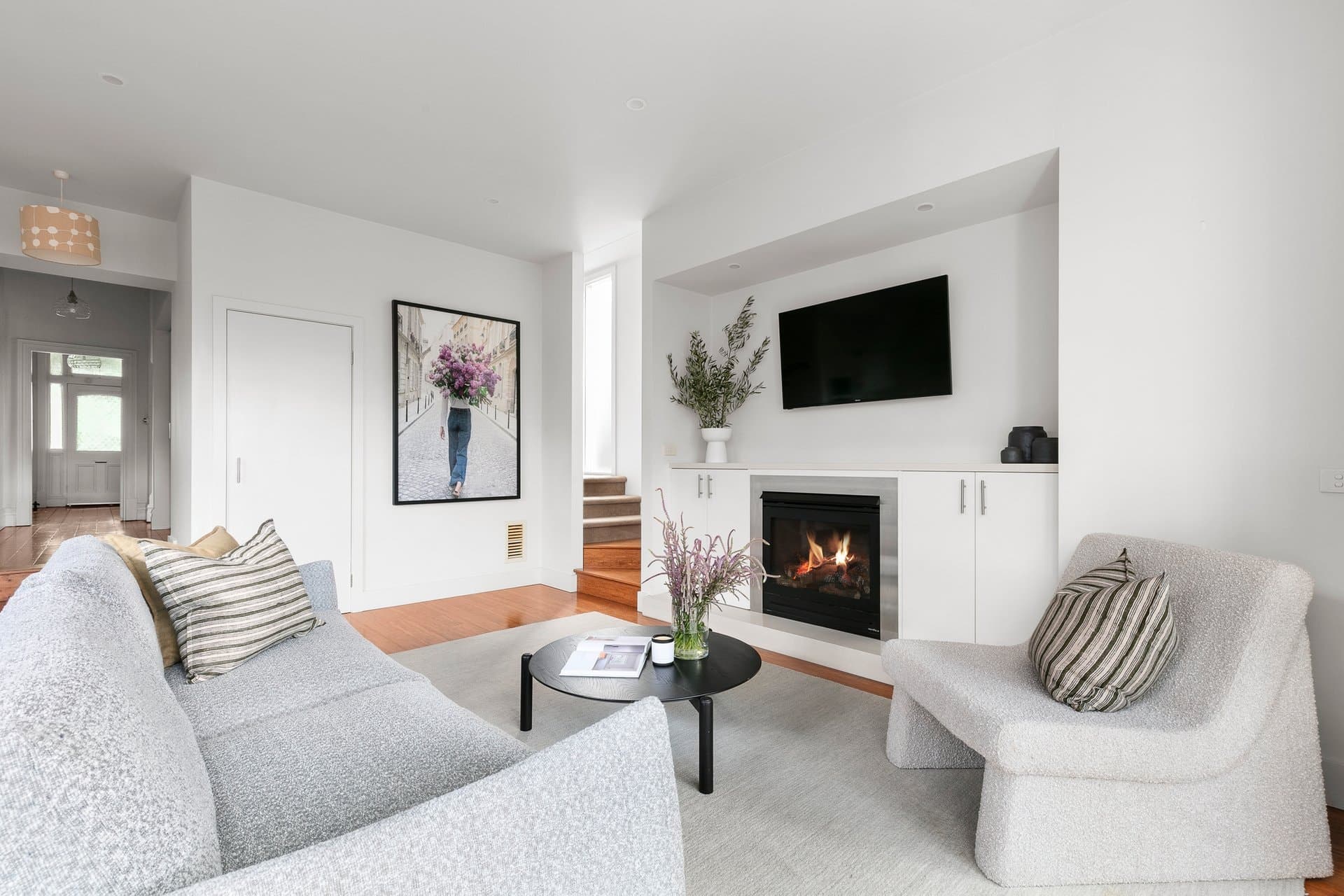 9 Invermay Grove, Hawthorn East - Thumbnail 2