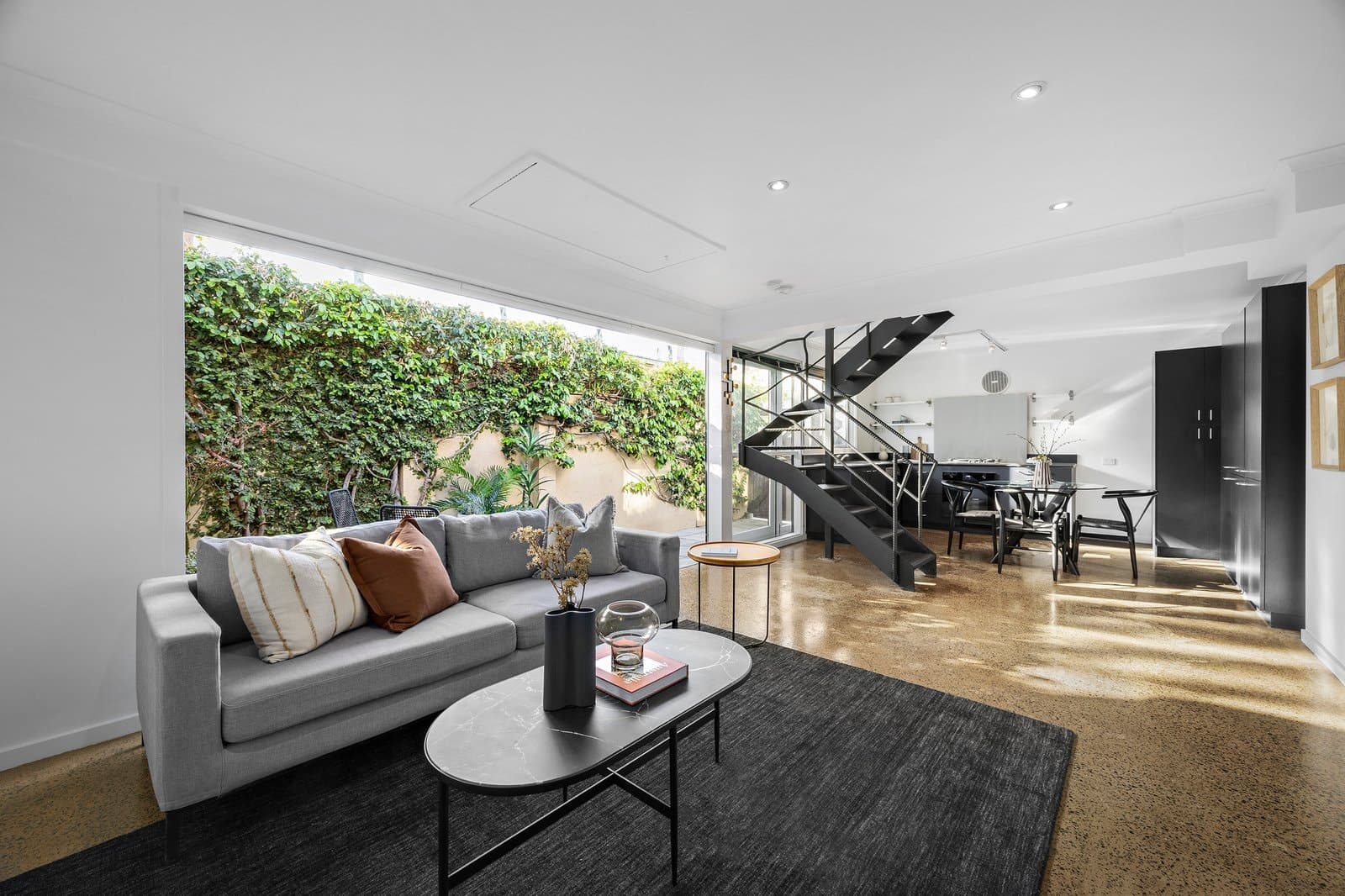 2 Little Graham Street, Albert Park - Thumbnail 4