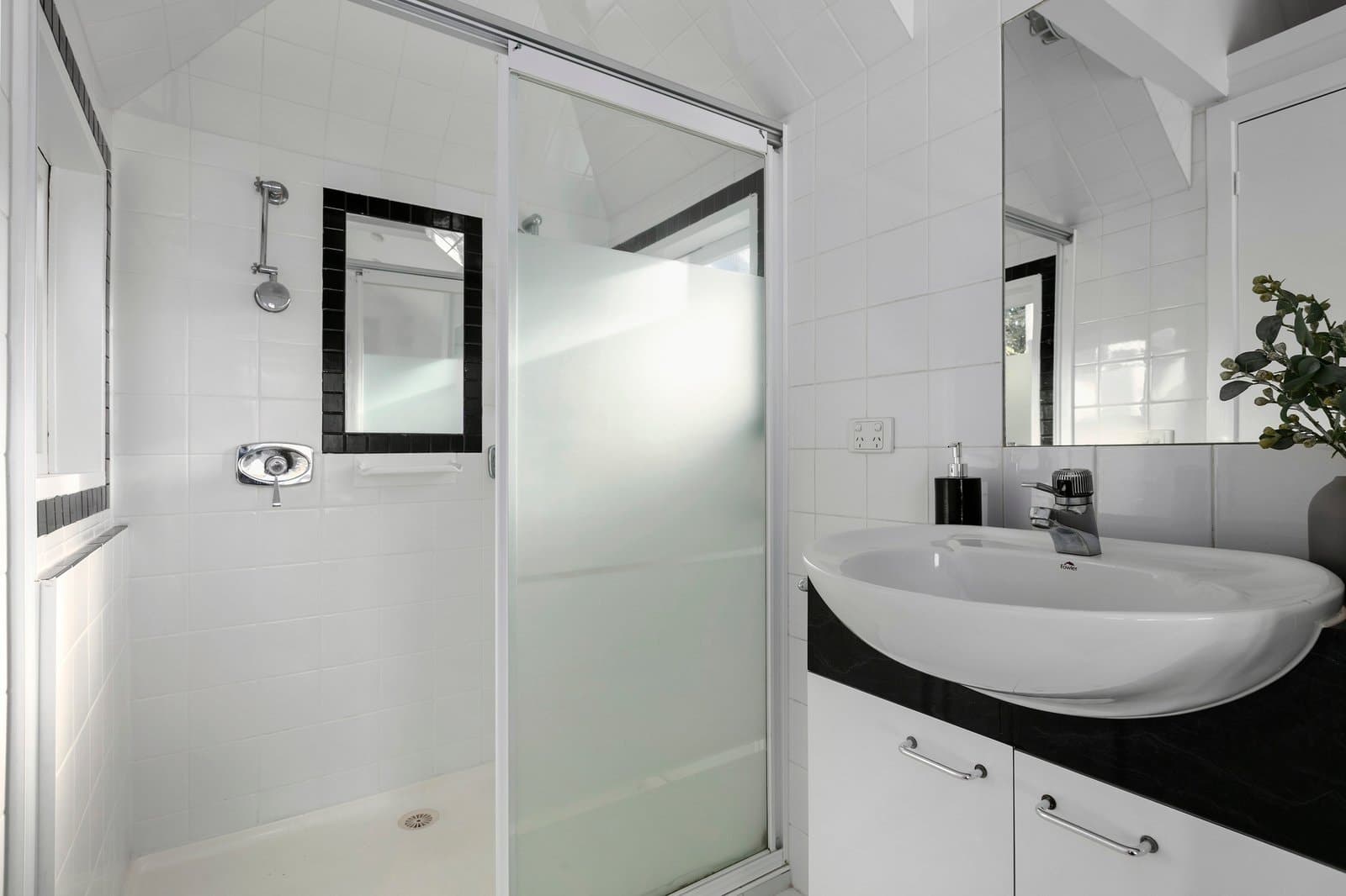2 Little Graham Street, Albert Park - Thumbnail 7