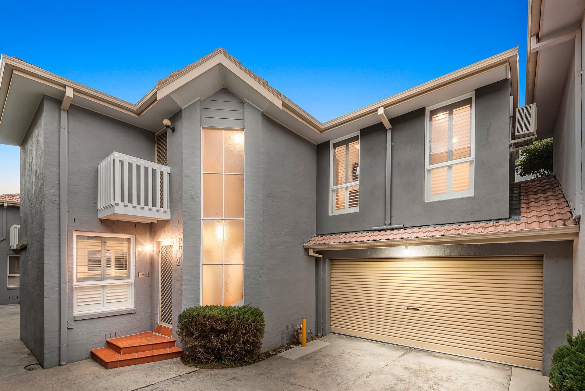 2/16 Liddiard Street, Hawthorn - Image 1